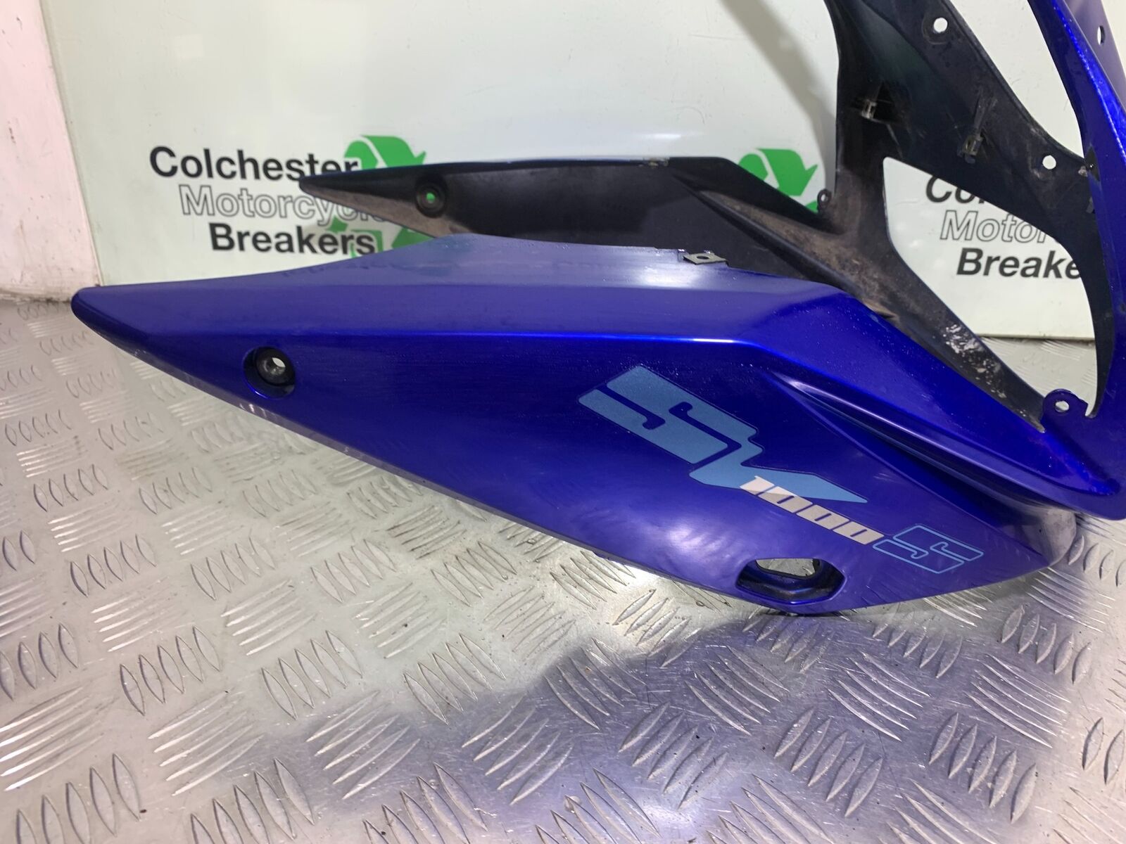 SUZUKI SV1000 SV 1000 K4 TOP FAIRING  YEAR 2003-2007 (CMB1042)
