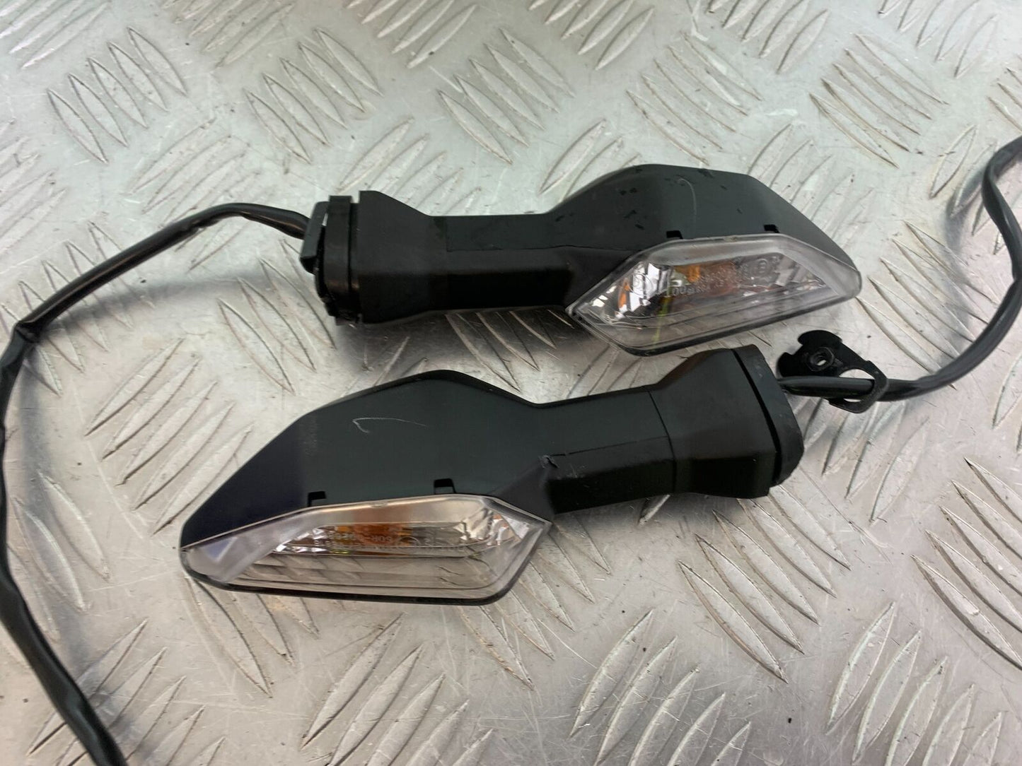 KAWASAKI NINJA 400 EX 400 REAR INDICATORS  YEAR 2024 (CMB 1075)