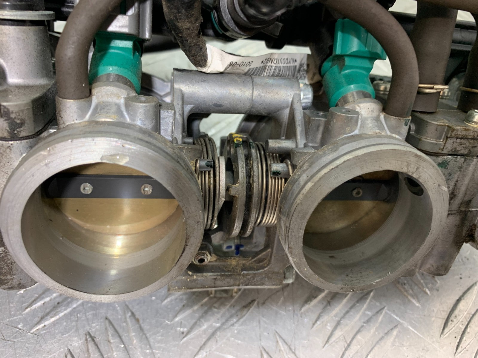 HONDA CBR1000 RR THROTTLE BODIES YEAR  2008-2011 (CMB1330)