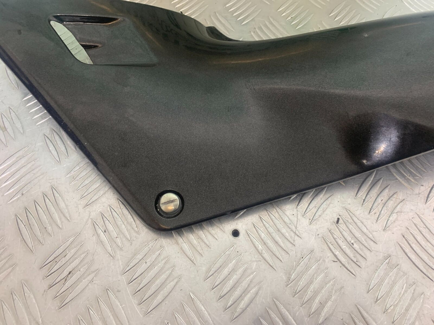 HONDA VFR400 VFR 400 NC21 LEFT SEAT PANEL  YEAR 1986-87 (CMB1043)