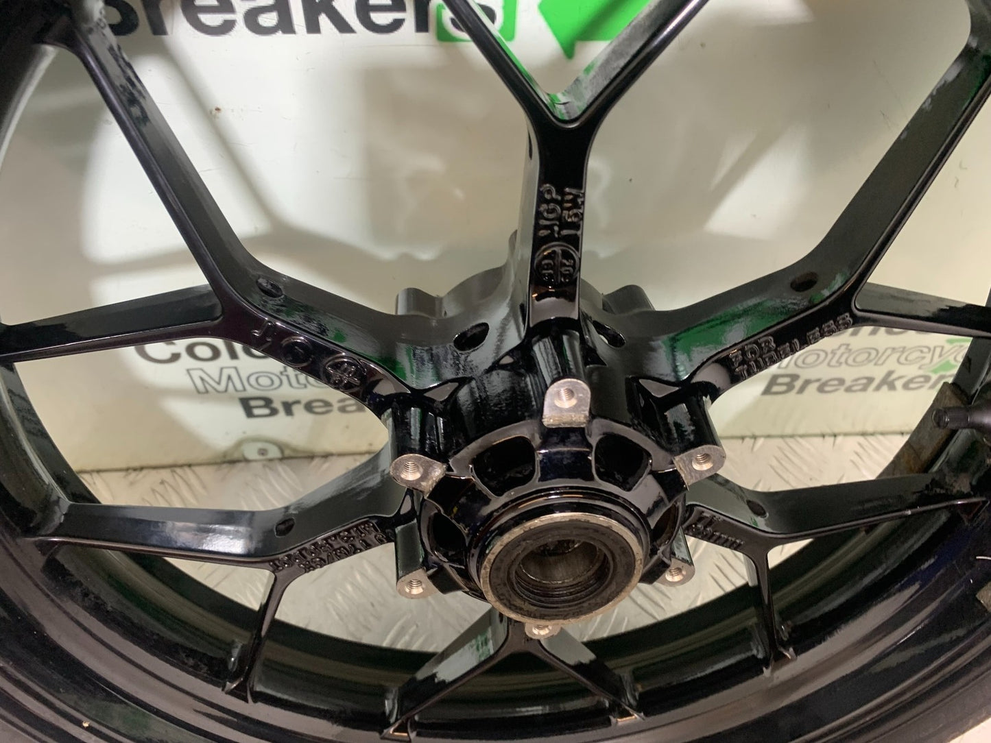 HONDA CBR1000 rr FIREBLADE FRONT WHEEL 2012-2016 (CMB1280)