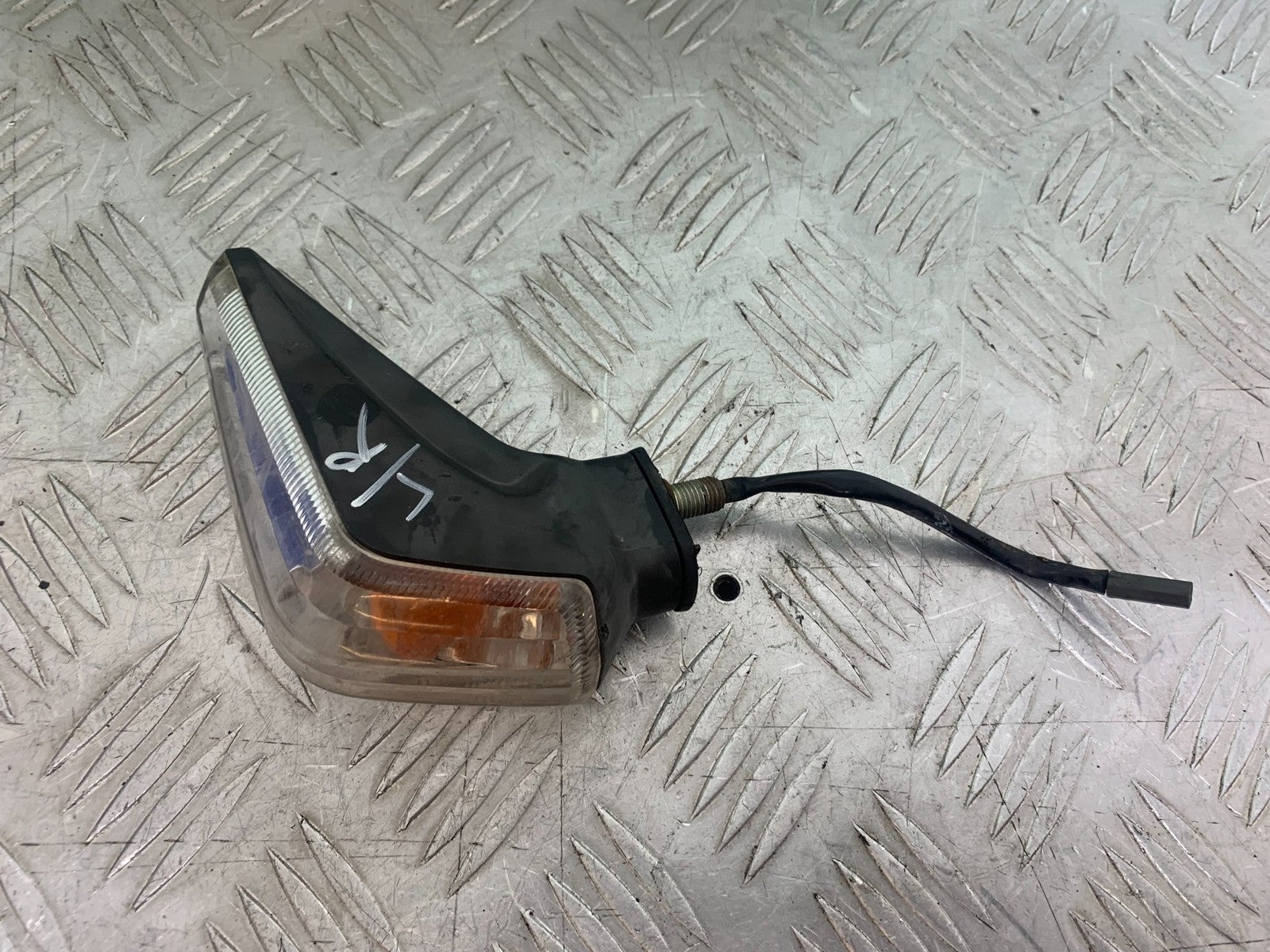 SUZUKI GSR600 GSR 600 LEFT REAR INDICATOR  2006-2010 (CMB1177)