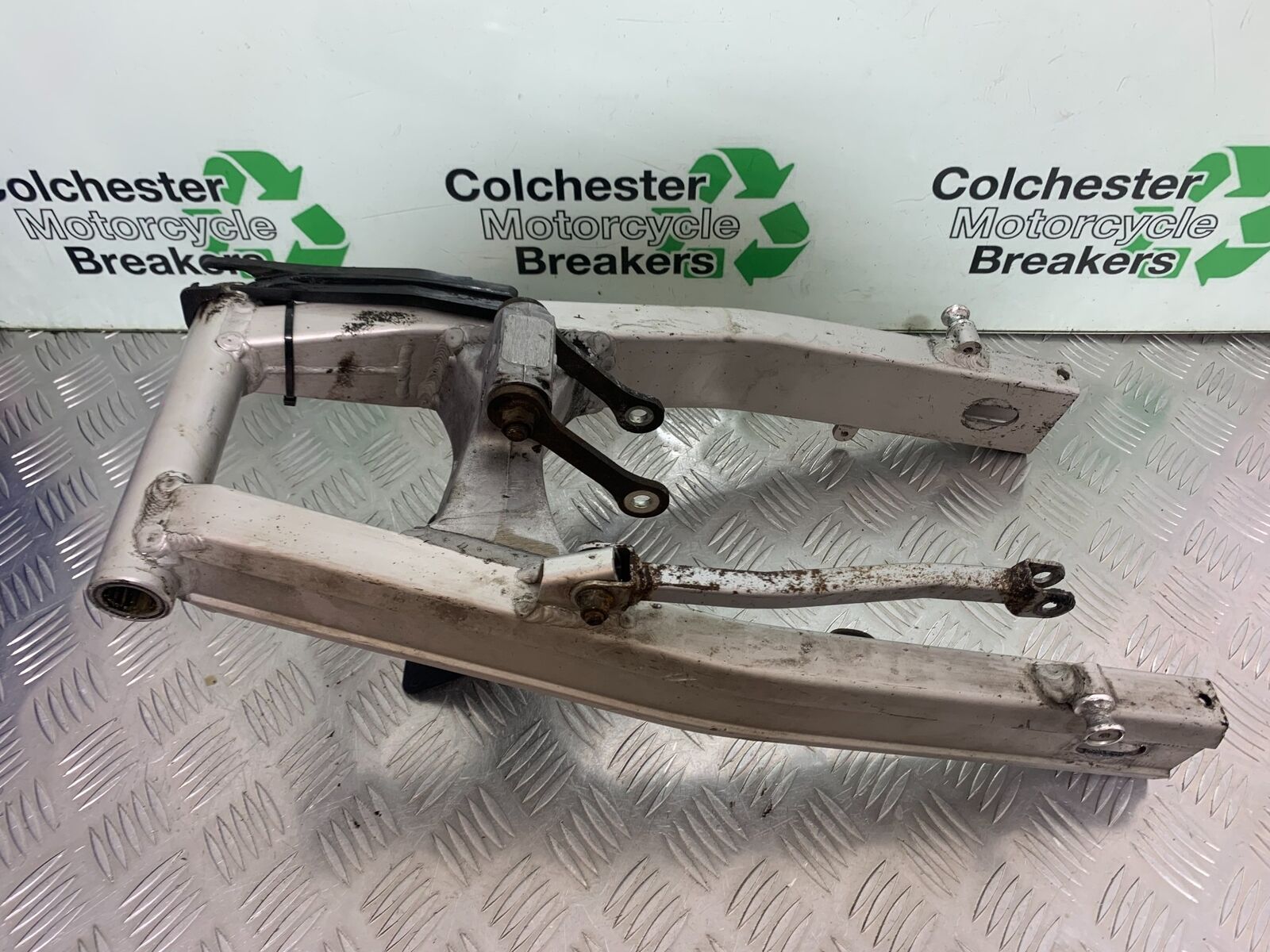 SUZUKI SV650 SV 650 mk1 SWINGARM   YEAR 1999-2002 (CMB1036)