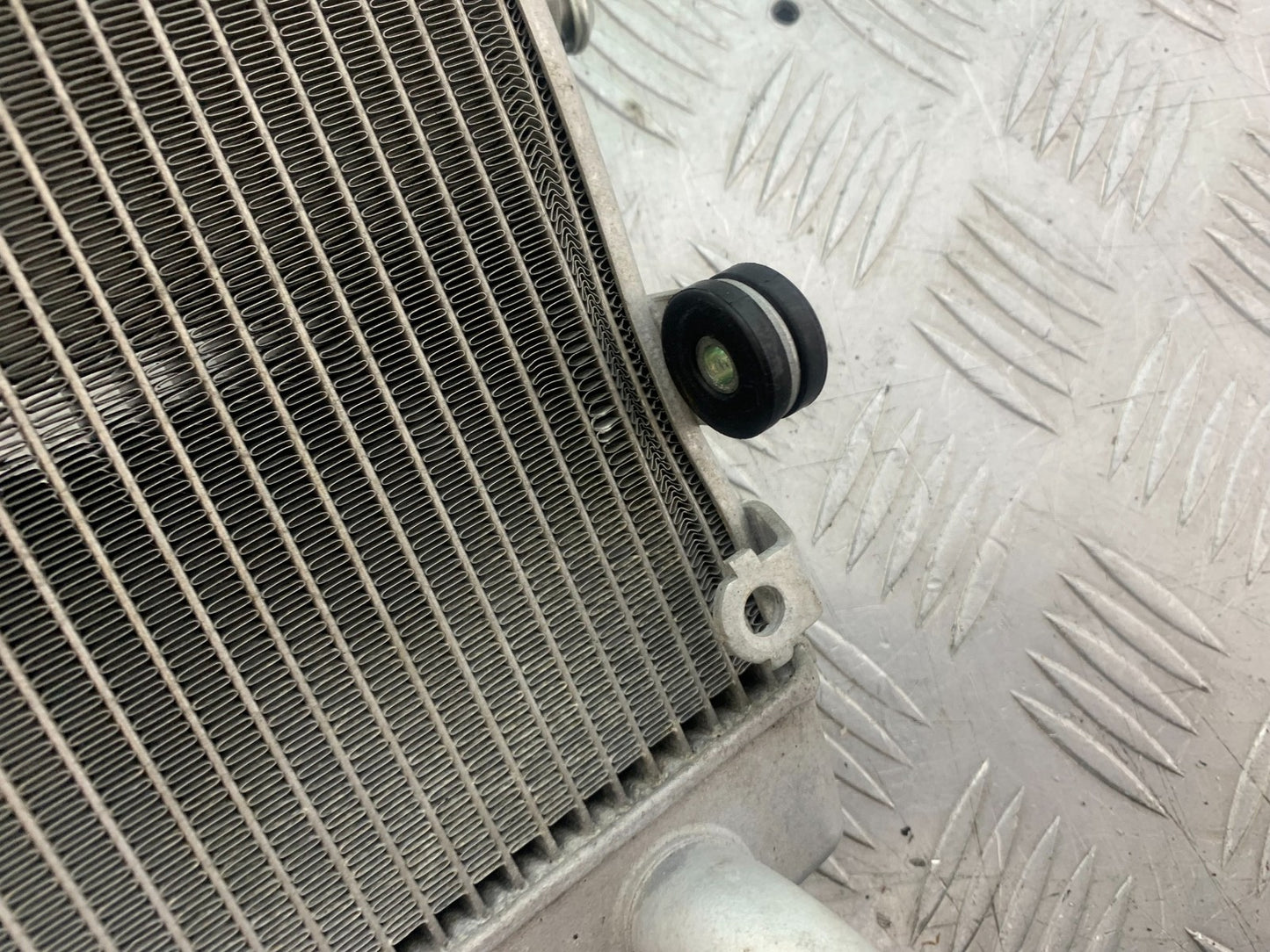 YAMAHA YZF R7 RADIATOR  YEAR 2022-2025 (CMB1255)