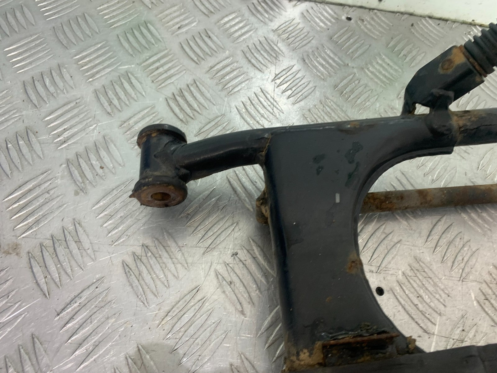 HONDA CG125 CG 125 SWINGARM   YEAR 1998-2000 (CMB1282)