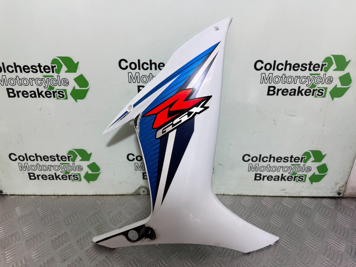 SUZUKI GSXR 600 GSXR600 L1-L8 RIGHT FAIRING PANEL YEAR 2011-2017