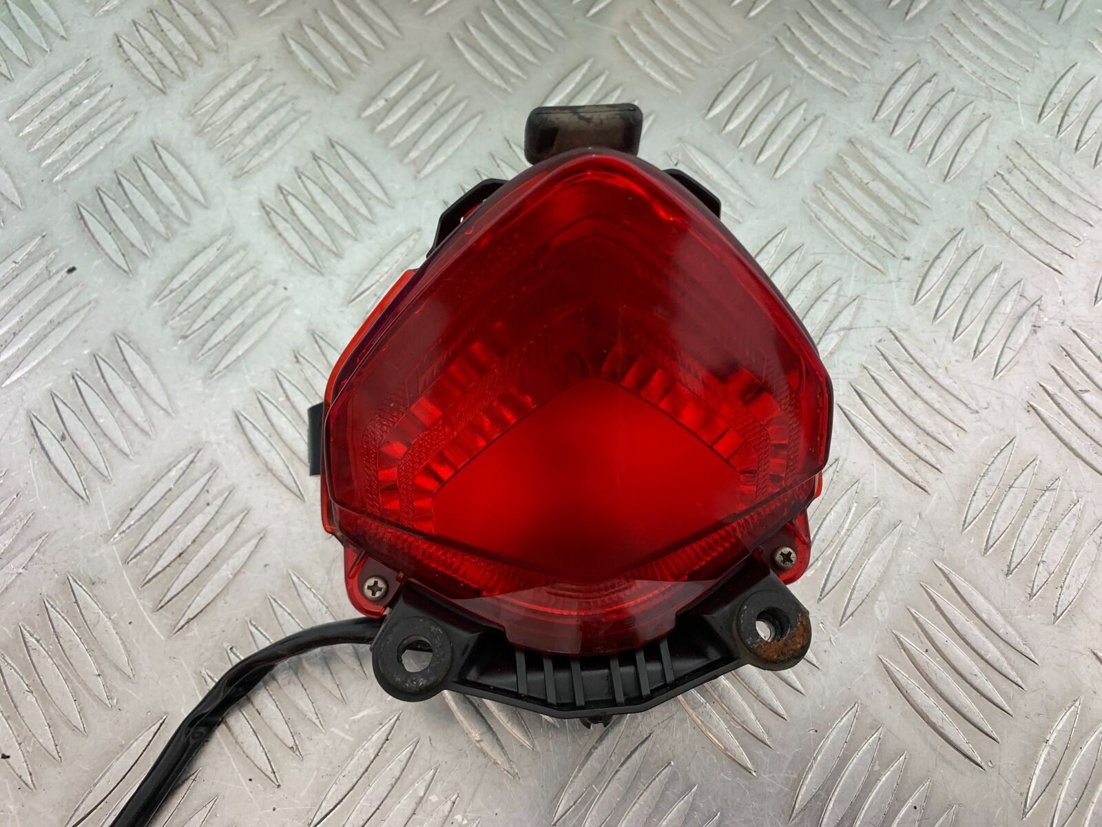 HONDA CBR500R CBR 500 R REAR LIGHT  YEAR 2012-16 (CMB1048)