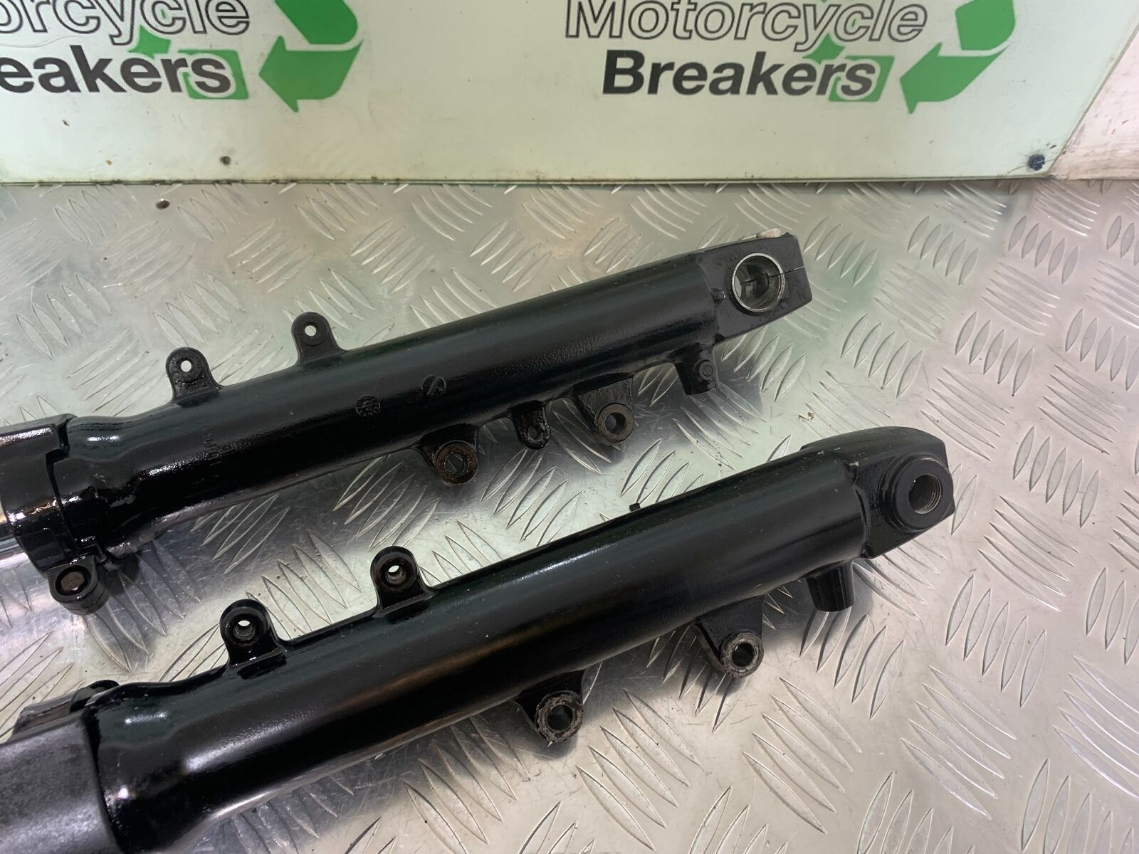 TRIUMPH 600 DAYTONA FORKS   YEAR 2003-2006 (STOCK 999)