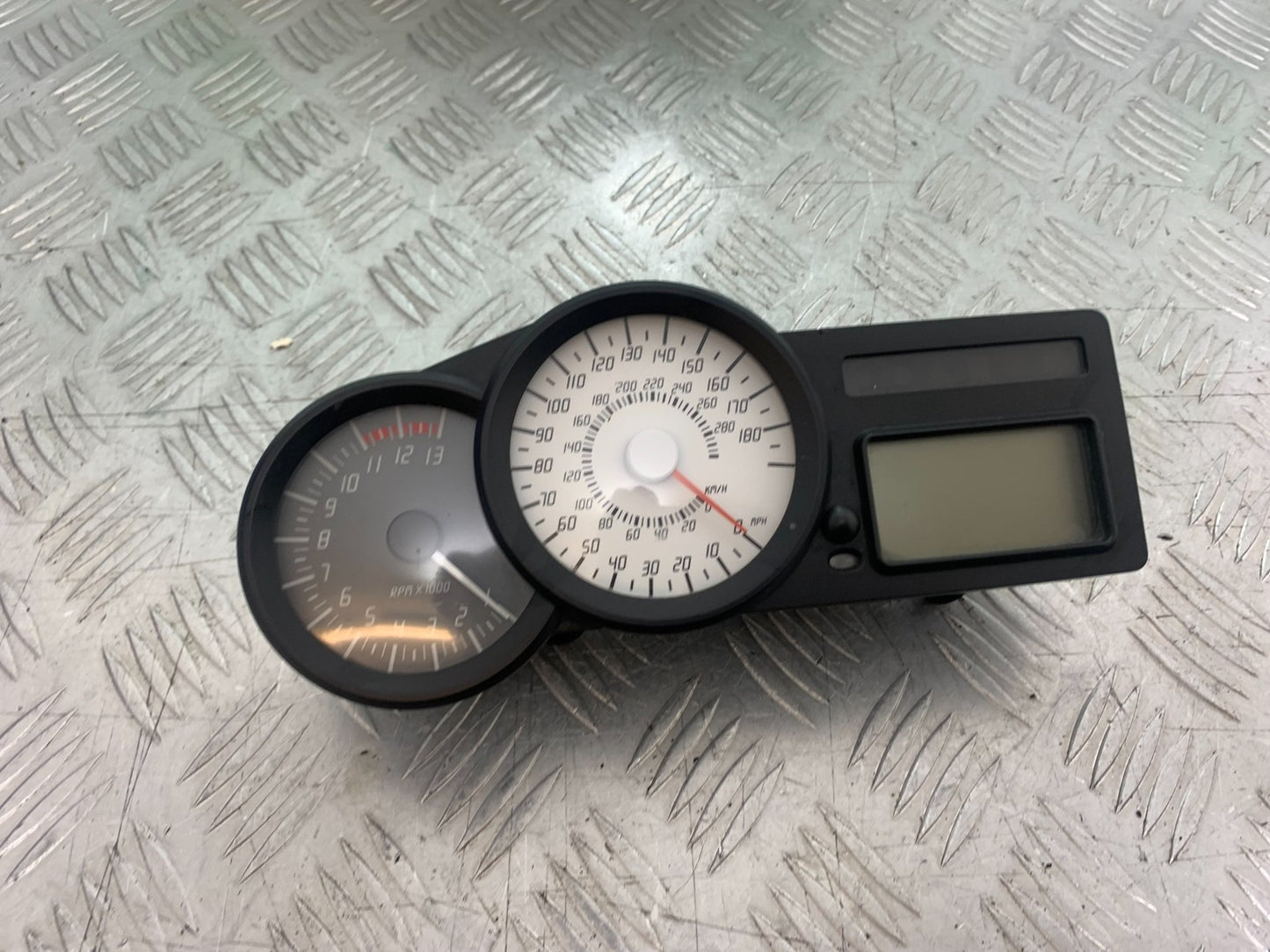 BMW K1300 S K 1300 S CLOCKS SPEEDO DASH   YEAR 2009-16 (CMB1216)