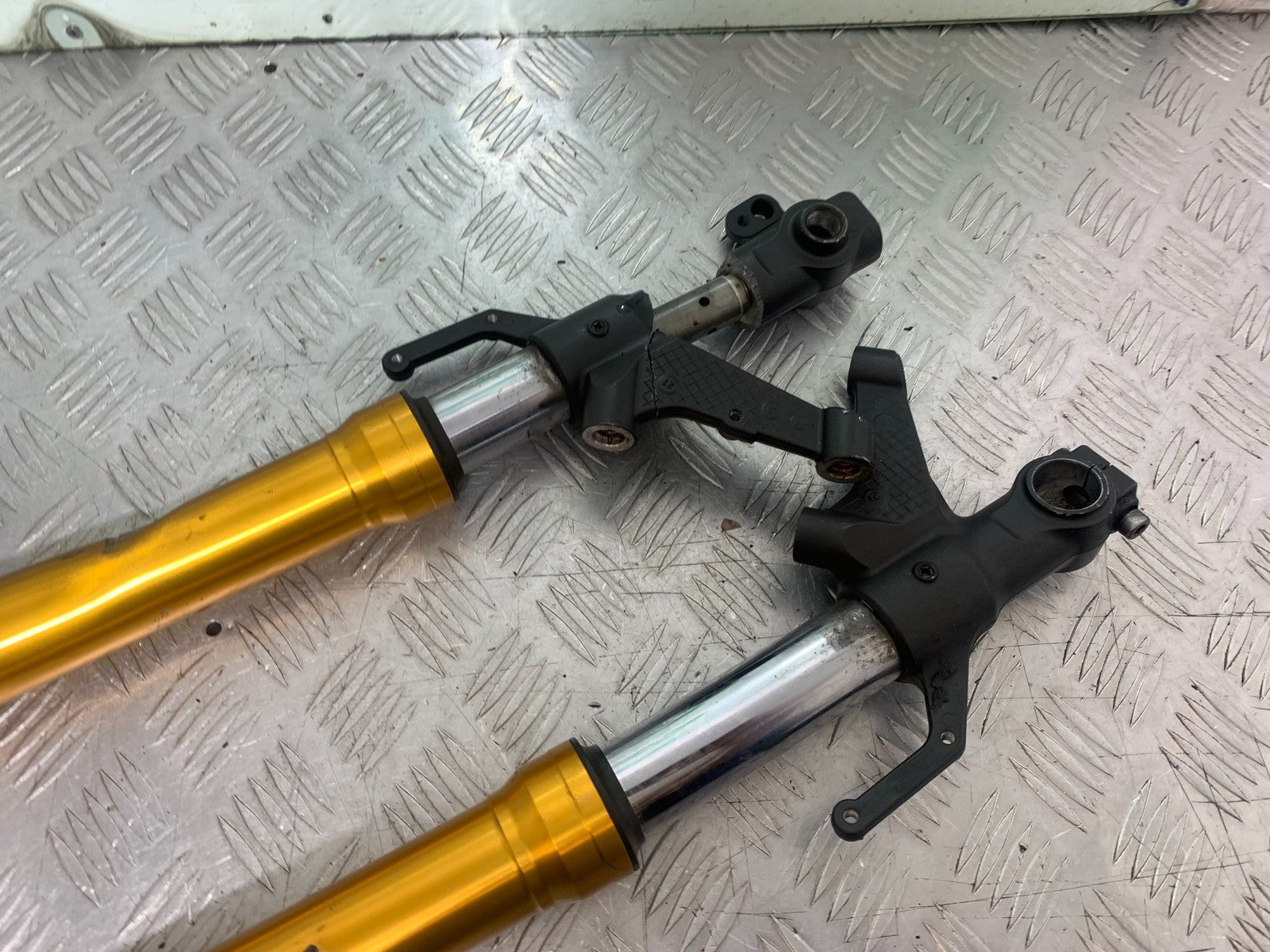 YAMAHA XSR900 XSR 900 FORKS (DAMAGED SOLD AS PARTS) YEAR 2022-2024 (CMB1215)