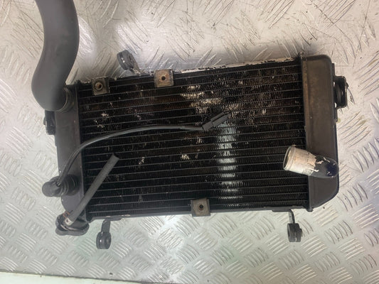 SUZUKI SV650 SV 650 mk1 RADIATOR 1999-2002 (CMB1238)