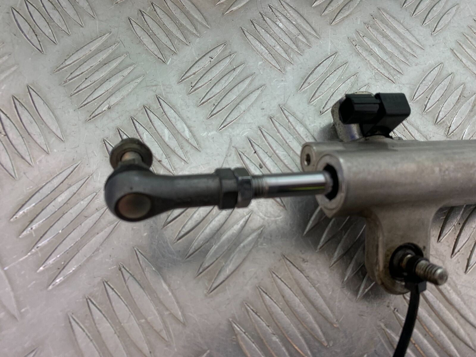 SUZUKI GSXR1000 GSXR 1000 STEERING DAMPER  2009-2016 (CMB1049)