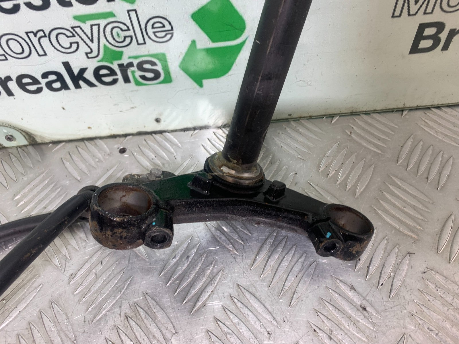 HONDA CBF125 CBF 125 BOTTOM YOKE  YEAR 2009-14  (CMB1172)