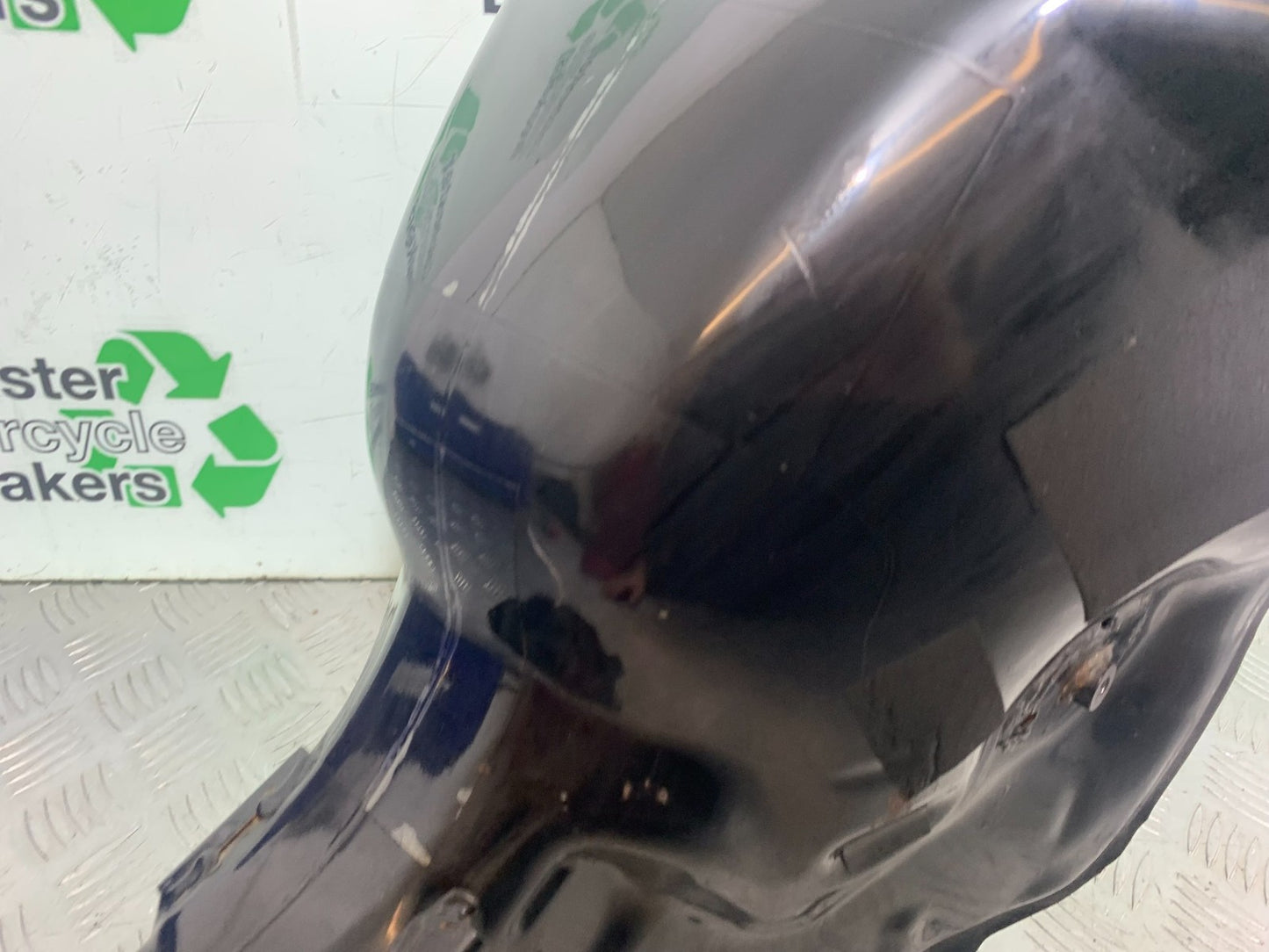 HONDA CBR1000 rr FIREBLADE PETROL TANK YEAR 2006 (CMB1220)