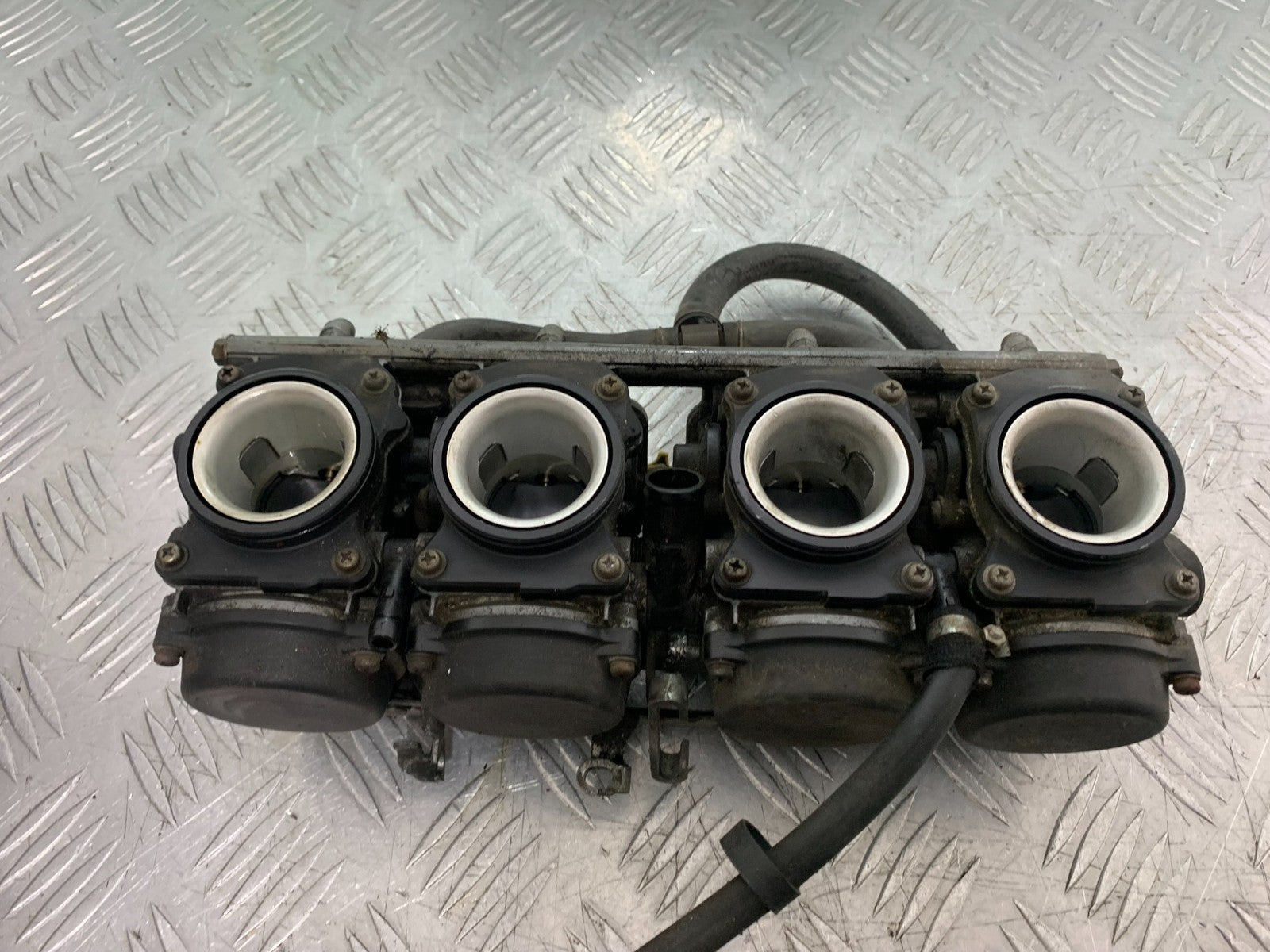 HONDA CB600 CB 600 HORNET CARBS  YEAR 1998-2002 (CMB1297)