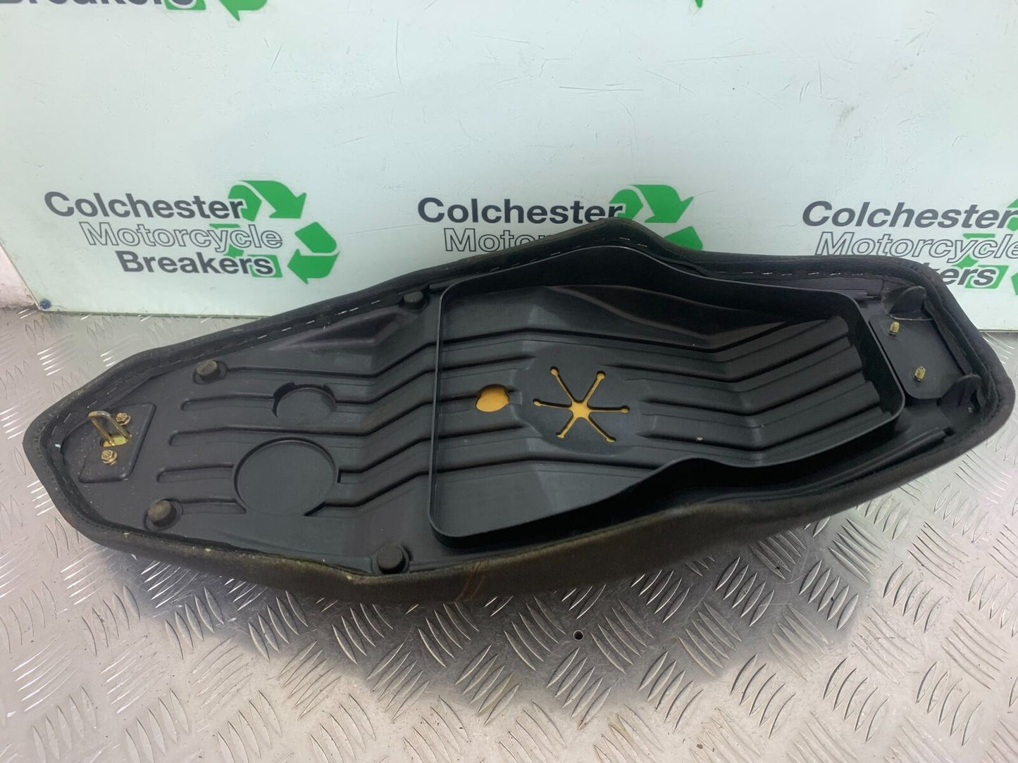 NECO GPX125 SEAT YEAR 2016-2021(CMB1052)