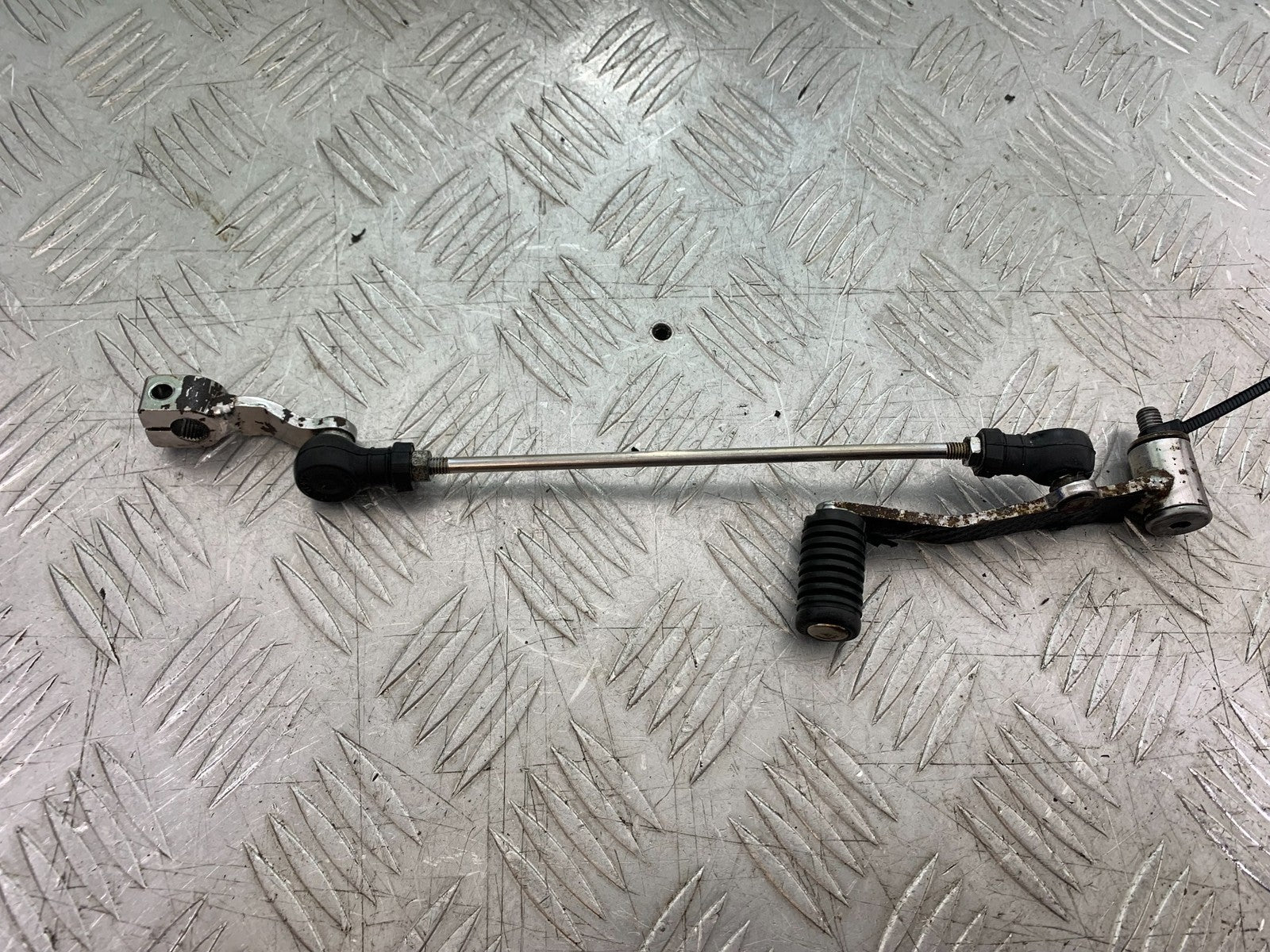 HONDA CBF600 CBF 600 GEAR LEVER YEAR 2004 -07 (CMB1247)