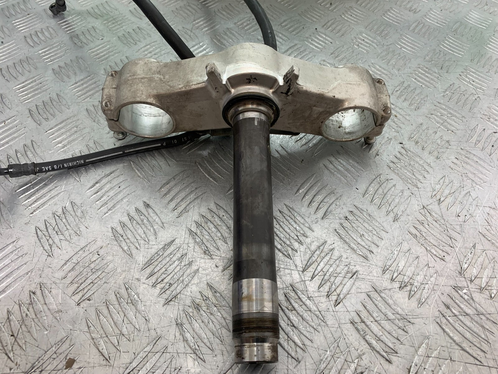 KAWASAKI ZX10R ZX10 R BOTTOM YOKE   2008-2010 (CMB1301)