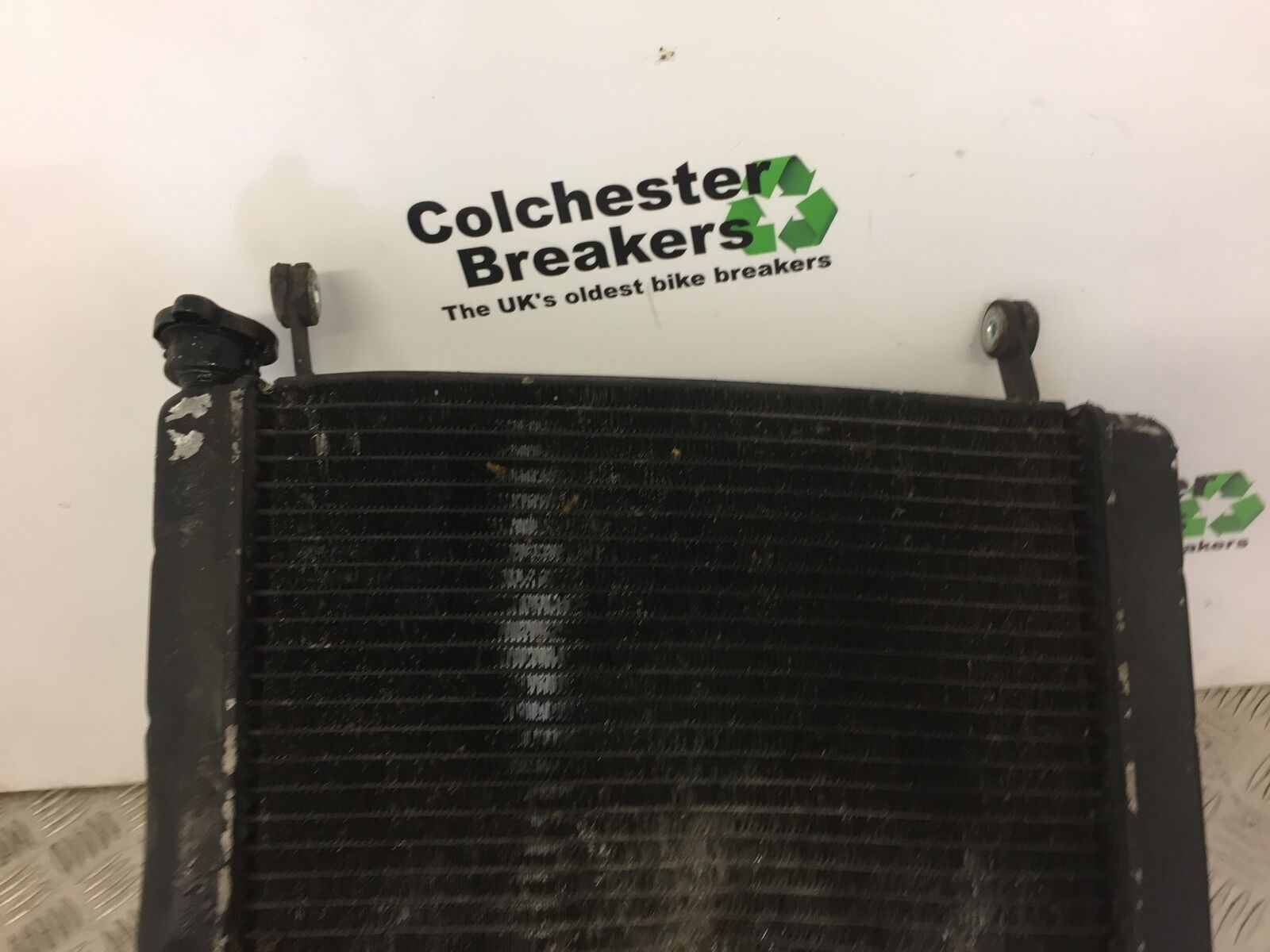 YAMAHA YZF600 YZF 600 RADIATOR   YEAR 1996