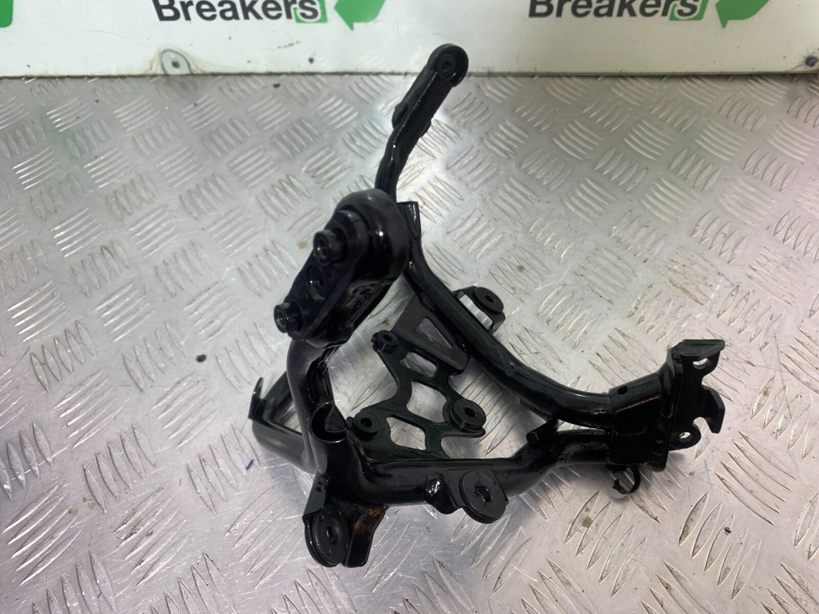 SUZUKI SV1000 SV 1000 K3 FAIRING BRACKET  YEAR 2003-2006 (CMB1111)