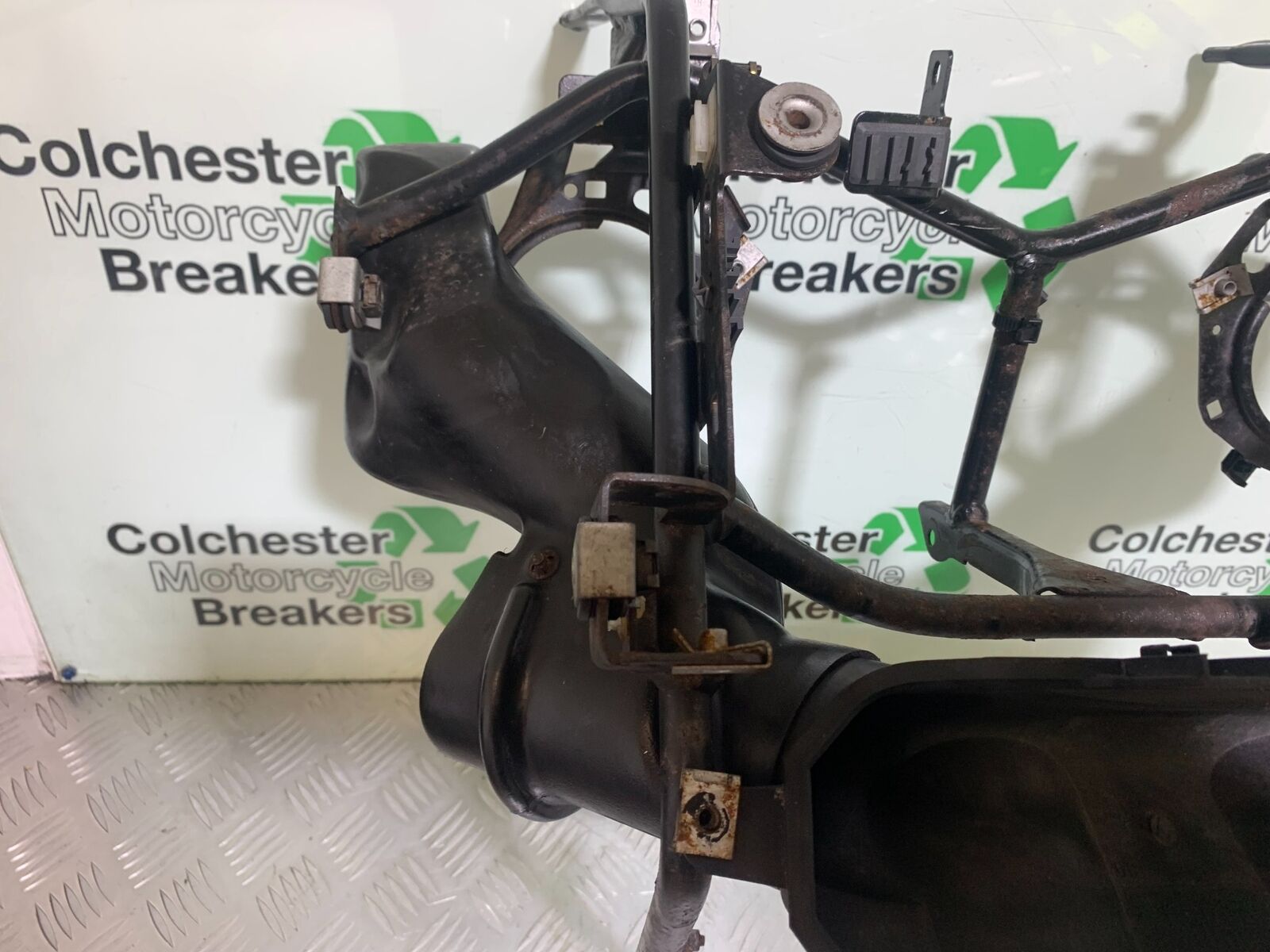 BMW R1100 RT R 1100 RT FAIRING BRACKET   YEAR 1996-2001 (CMB1095)