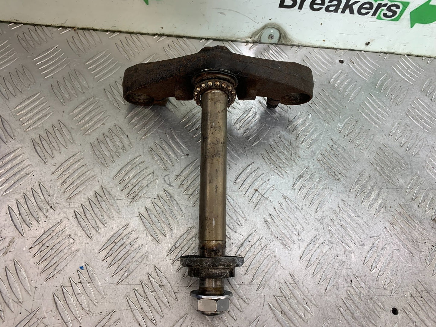 HONDA XL125 VARADERO BOTTOM YOKE  YEAR 2001-2006  (CMB1304)