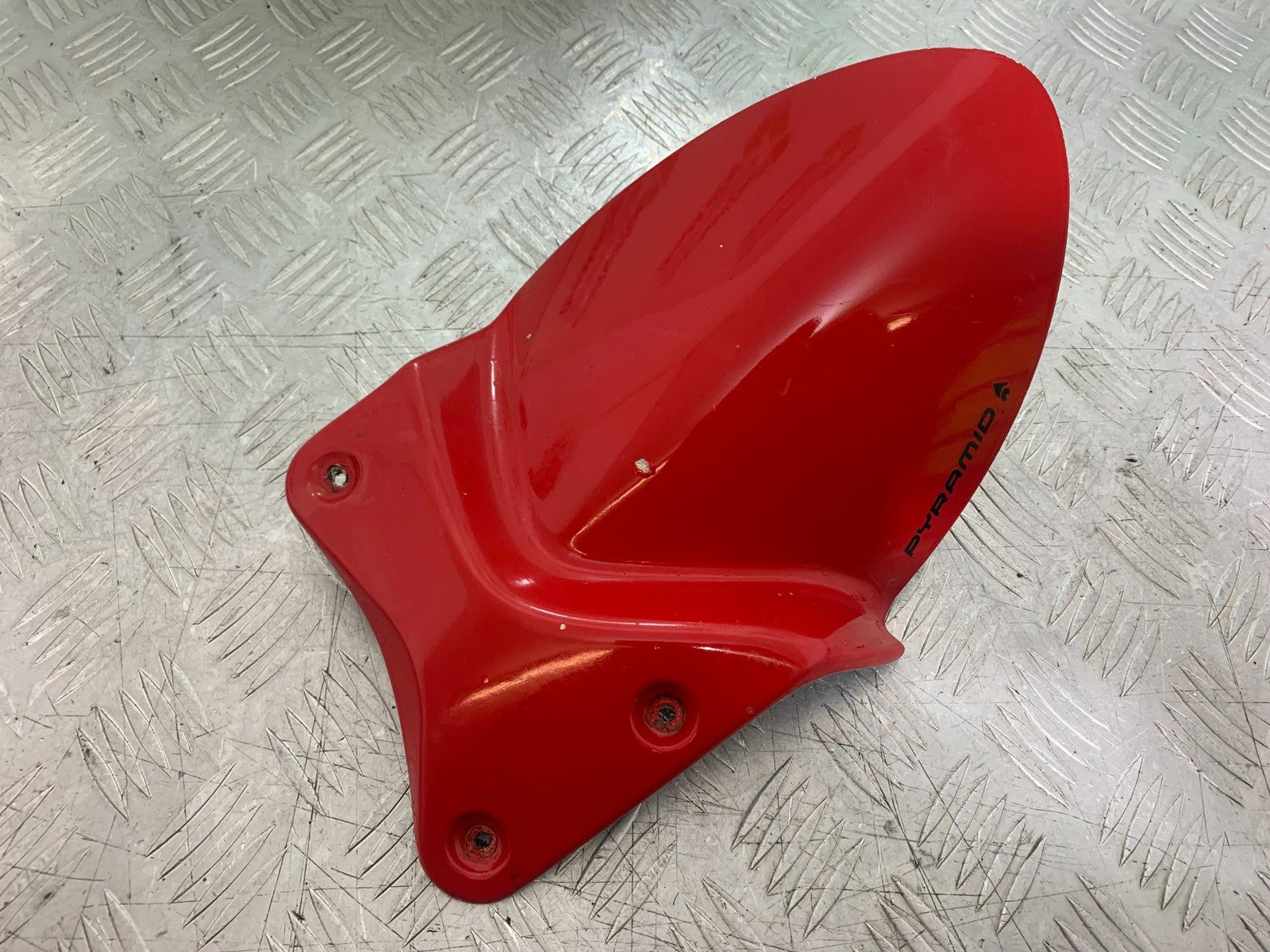 TRIUMPH 675 STREET TRIPLE R REAR HUGGER  YEAR 2012 (CMB1221)