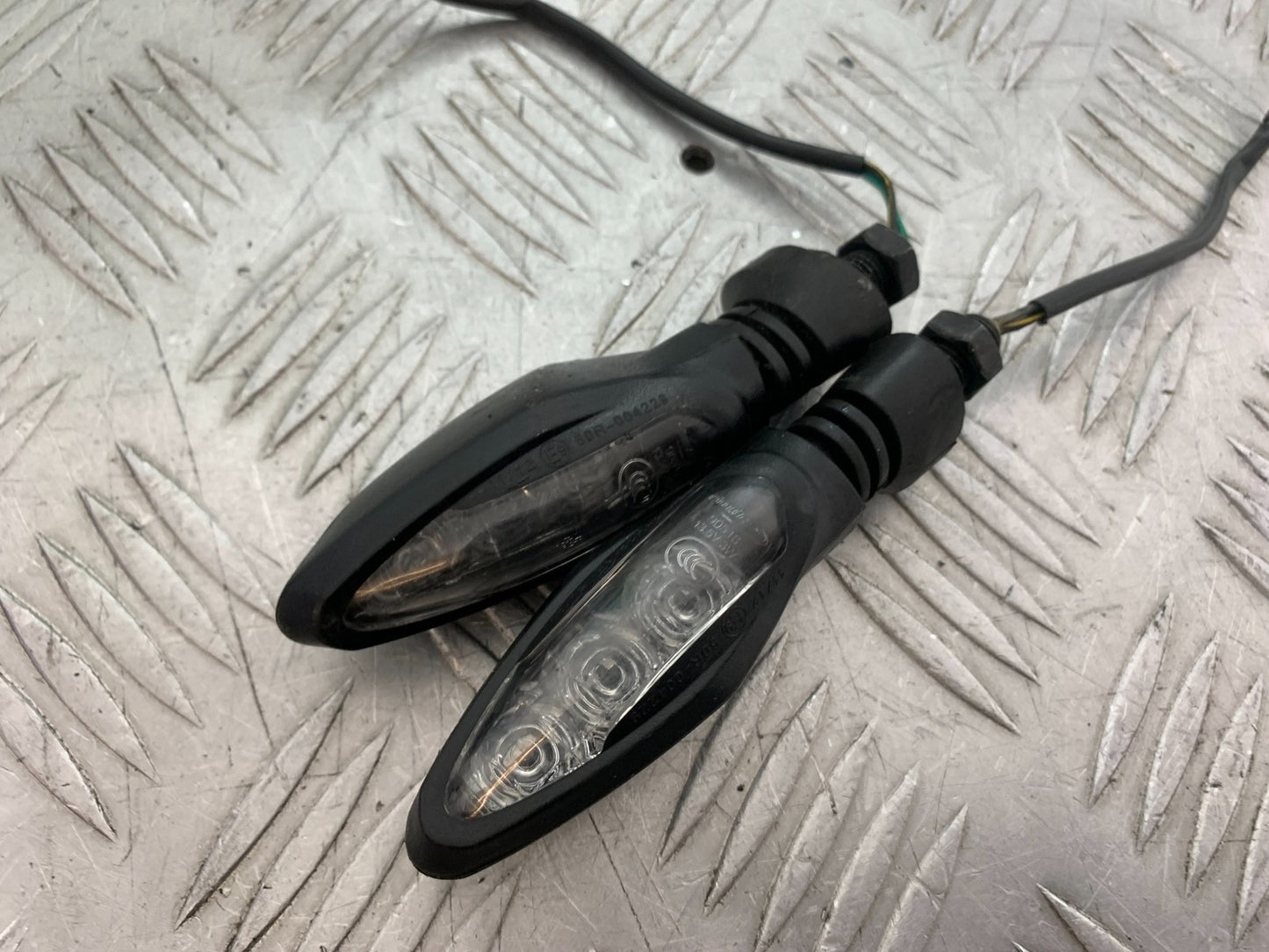 KTM DUKE 390 2 X INDICATOR YEAR 2017- 2023 (CMB1314)