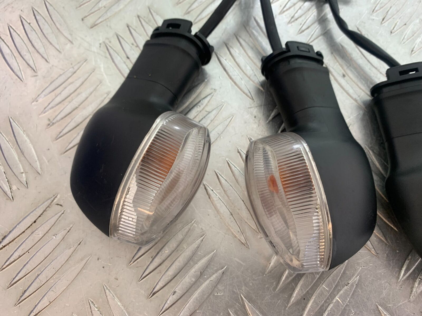 YAMAHA XSR900 XSR 900 FRONT AND REAR INDICATORS    YEAR 2021-2022 (CMB1073)