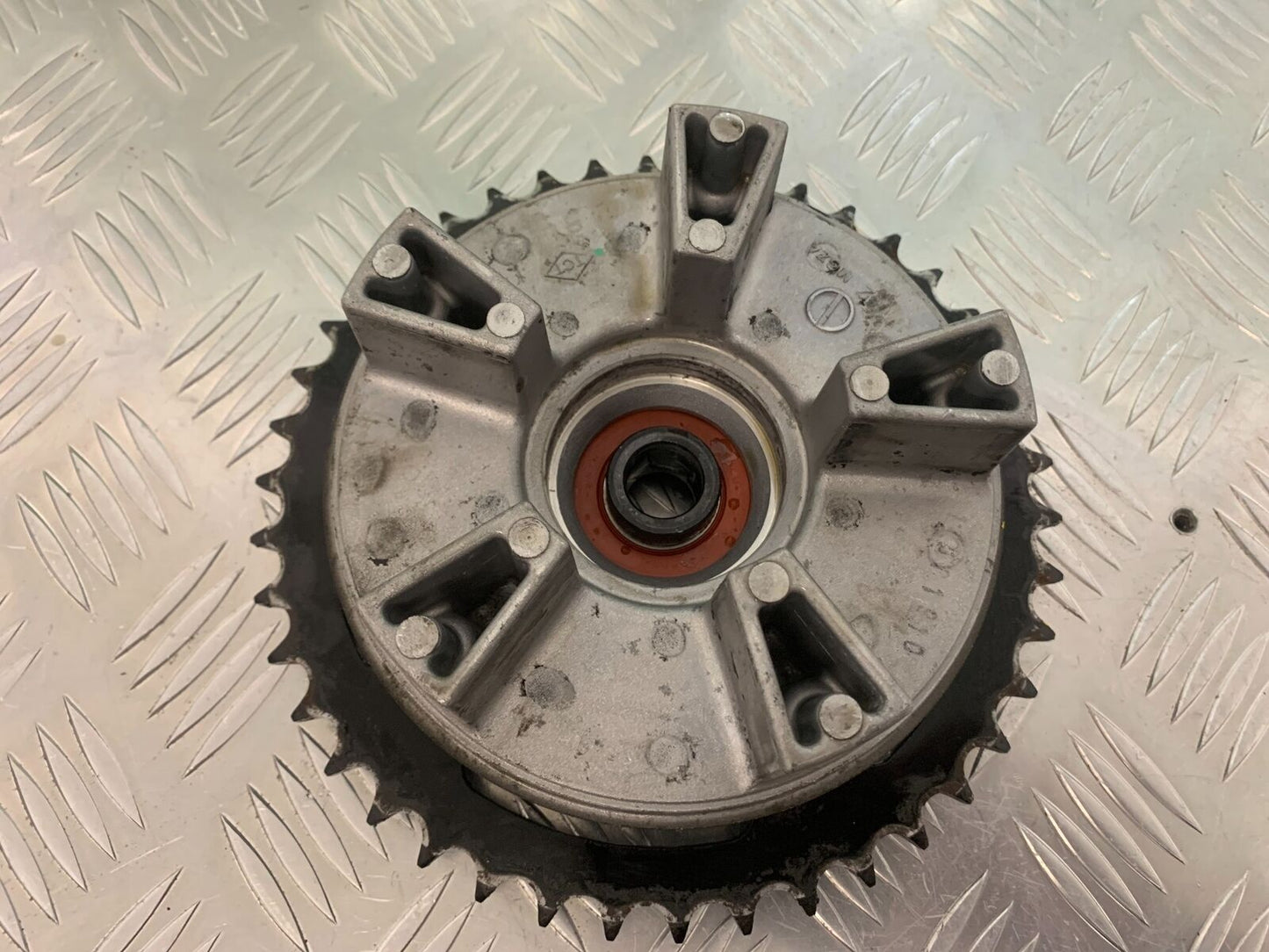 HONDA CBR650 R CBR 650R REAR SPROCKET CARRIER  YEAR 2019-2020 (STOCK 952)