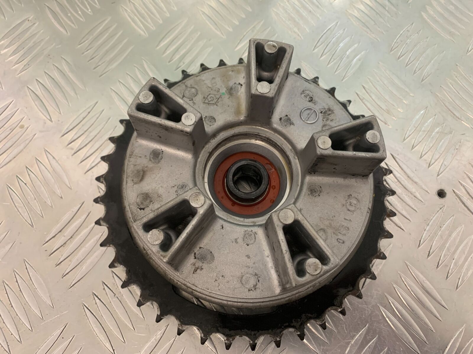 HONDA CBR650 R CBR 650R REAR SPROCKET CARRIER  YEAR 2019-2020 (STOCK 952)