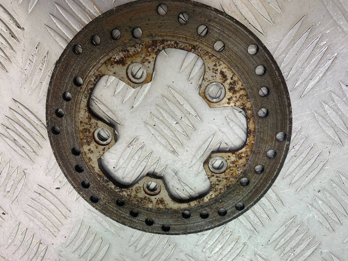 SUZUKI AN400 AN 400 BURGMAN REAR BRAKE DISC YEAR 2017-2024 (CMB1118)