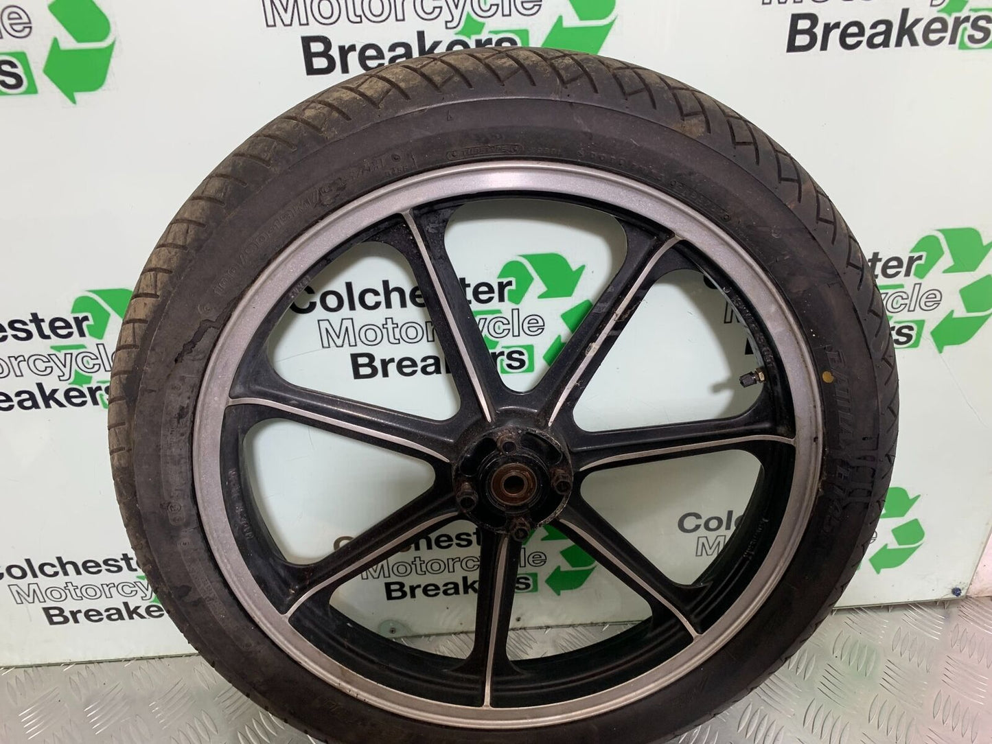 KAWASAKI Z650 KZ650 FRONT WHEEL (GOOD TYRE) YEAR 1979-1980 (CMB1023)
