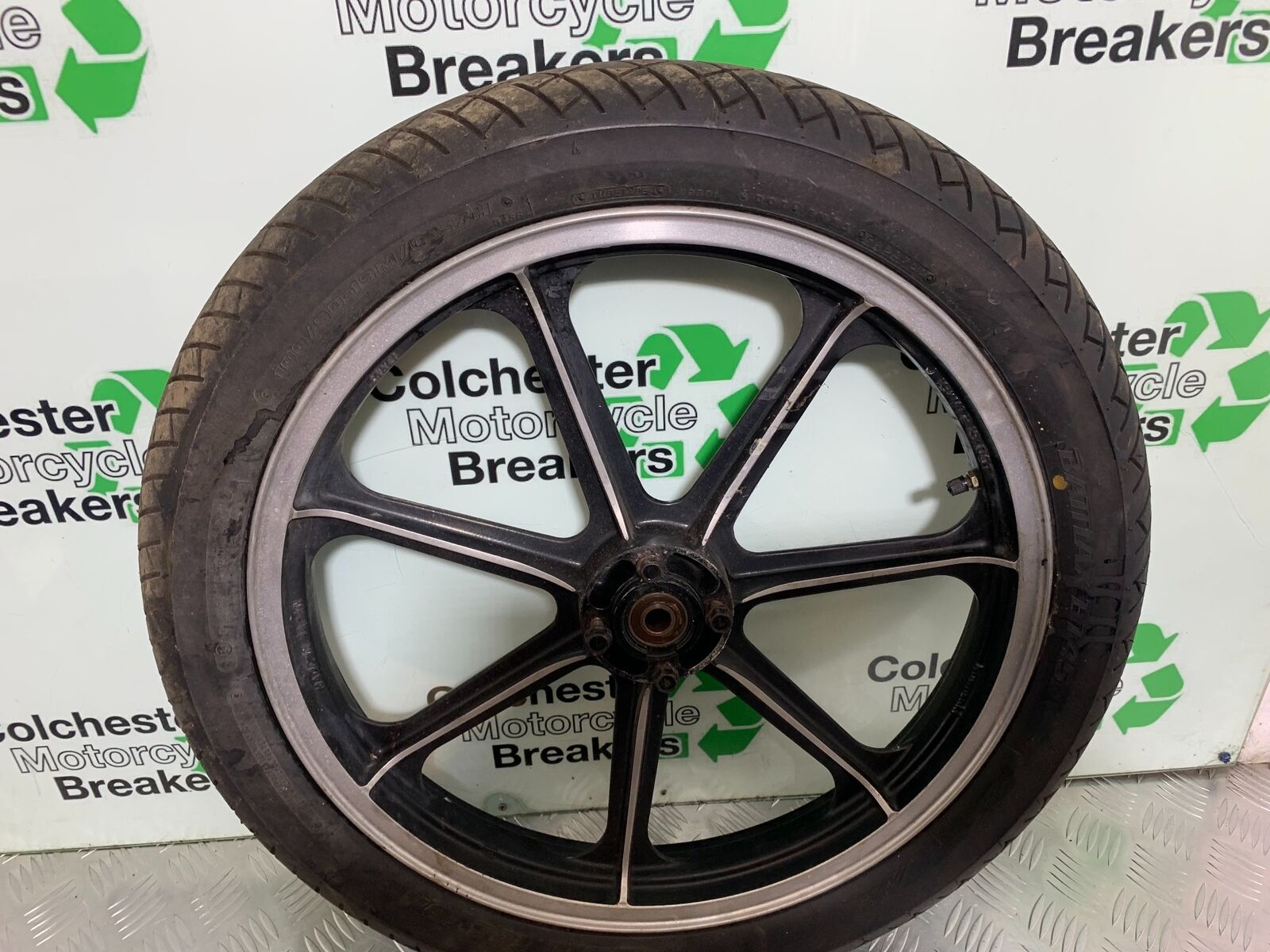 KAWASAKI Z650 KZ650 FRONT WHEEL (GOOD TYRE) YEAR 1979-1980 (CMB1023)