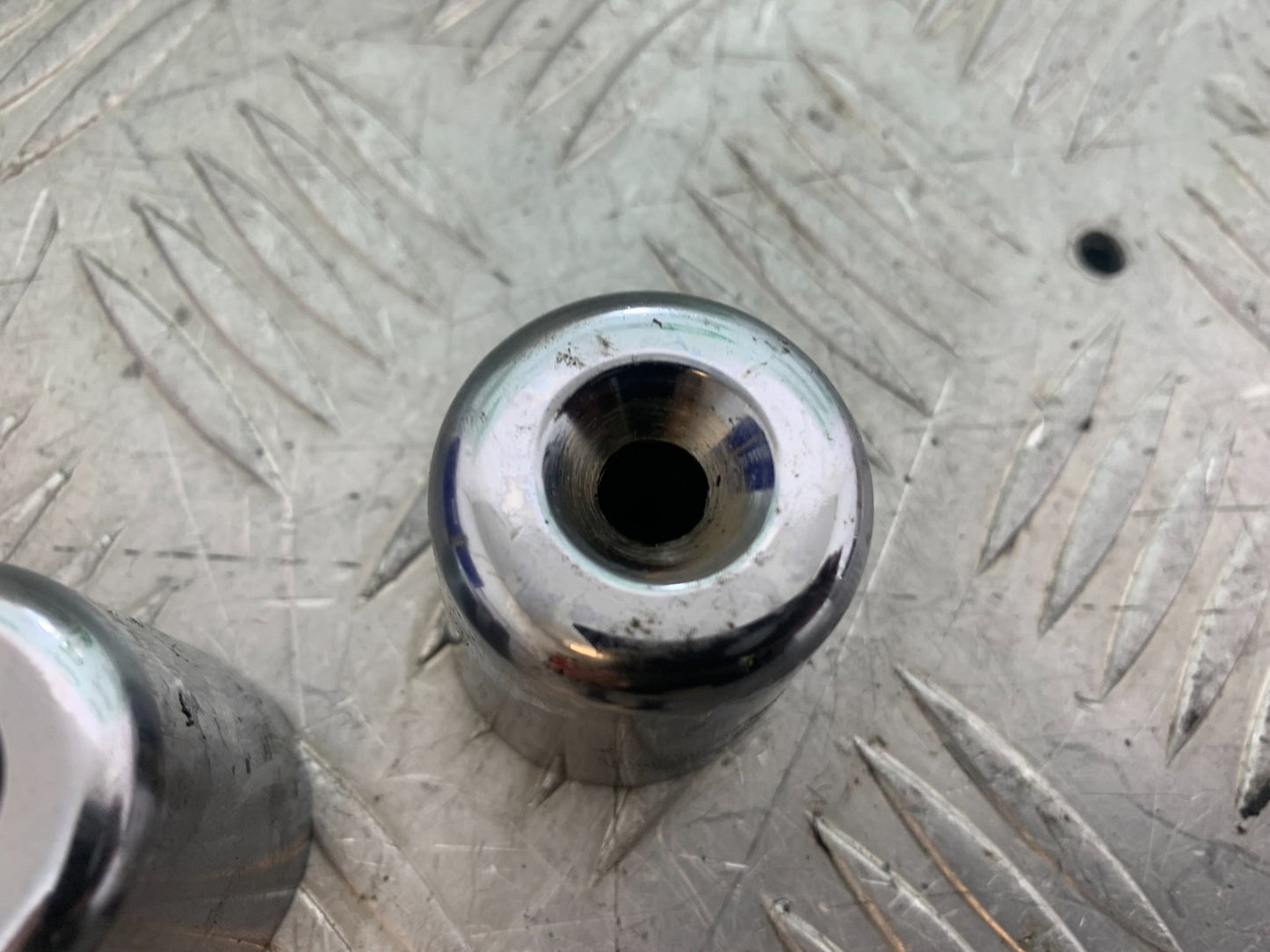 BMW R850 R R850R  BAR END WEIGHTS   YEAR 1994-2002 (CMB1170)