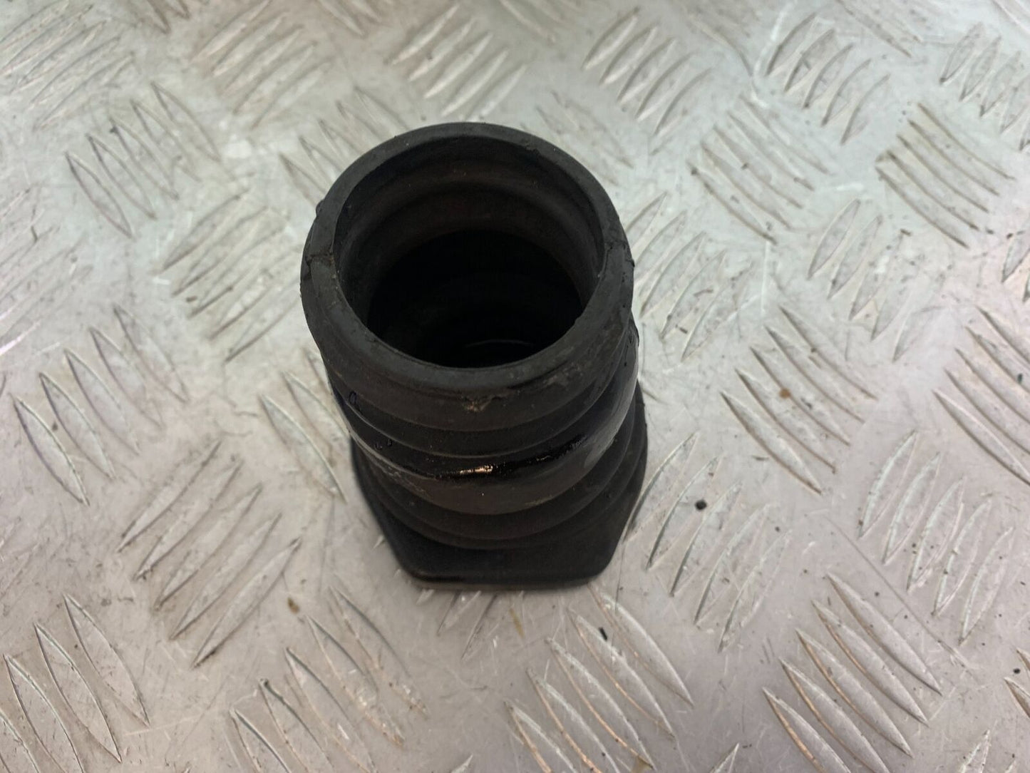 HONDA CX500 CX 500 SWINGARM BOOT  YEAR 1978-81 (CMB1079)