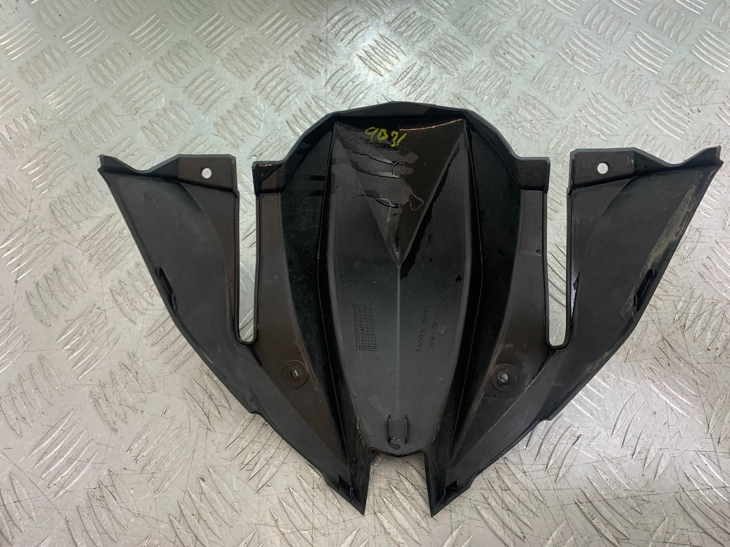 KAWASAKI 650 VERSYS SCREEN INFILL PANEL  YEAR 2015-2018 (CMB1288)