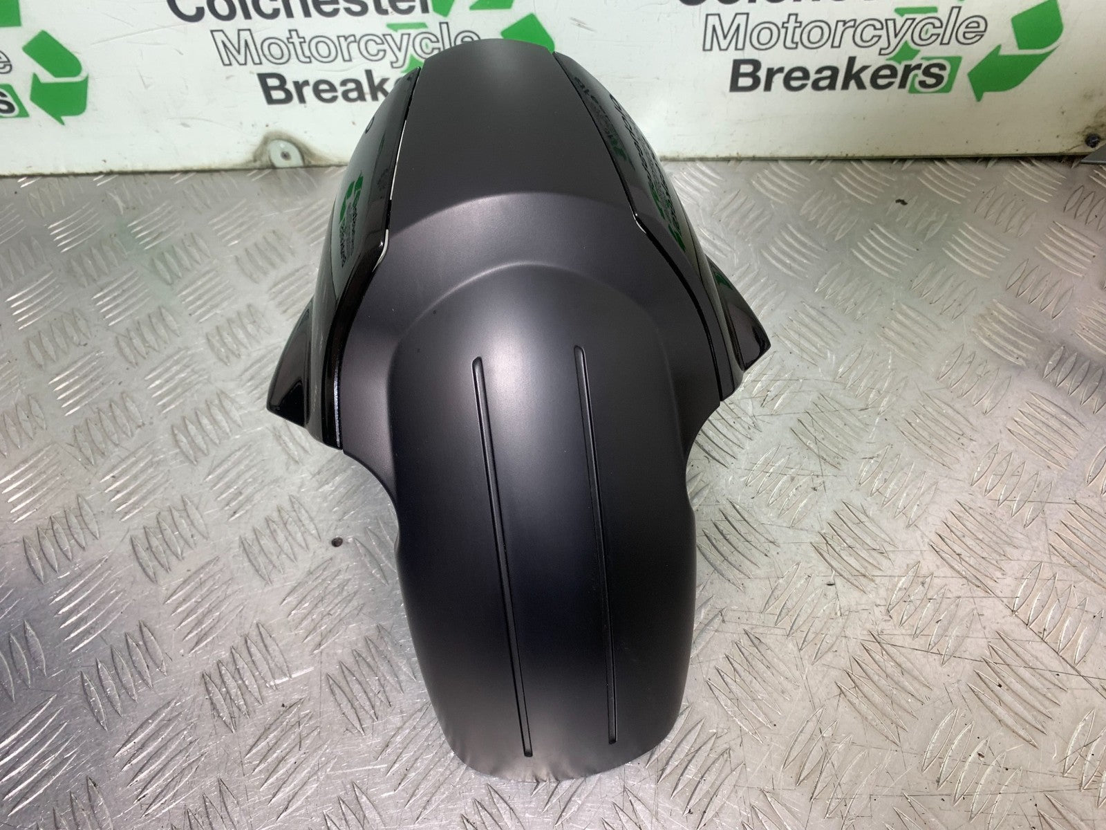 TRIUMPH TRIDENT 660 FRONT MUDGUARD   YEAR 2021-2024 (CMB1295)