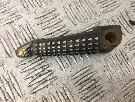 KAWASAKI ZX6R FRONT LEFT FOOTPEG YEAR 2009-2012  (STOCK 897)