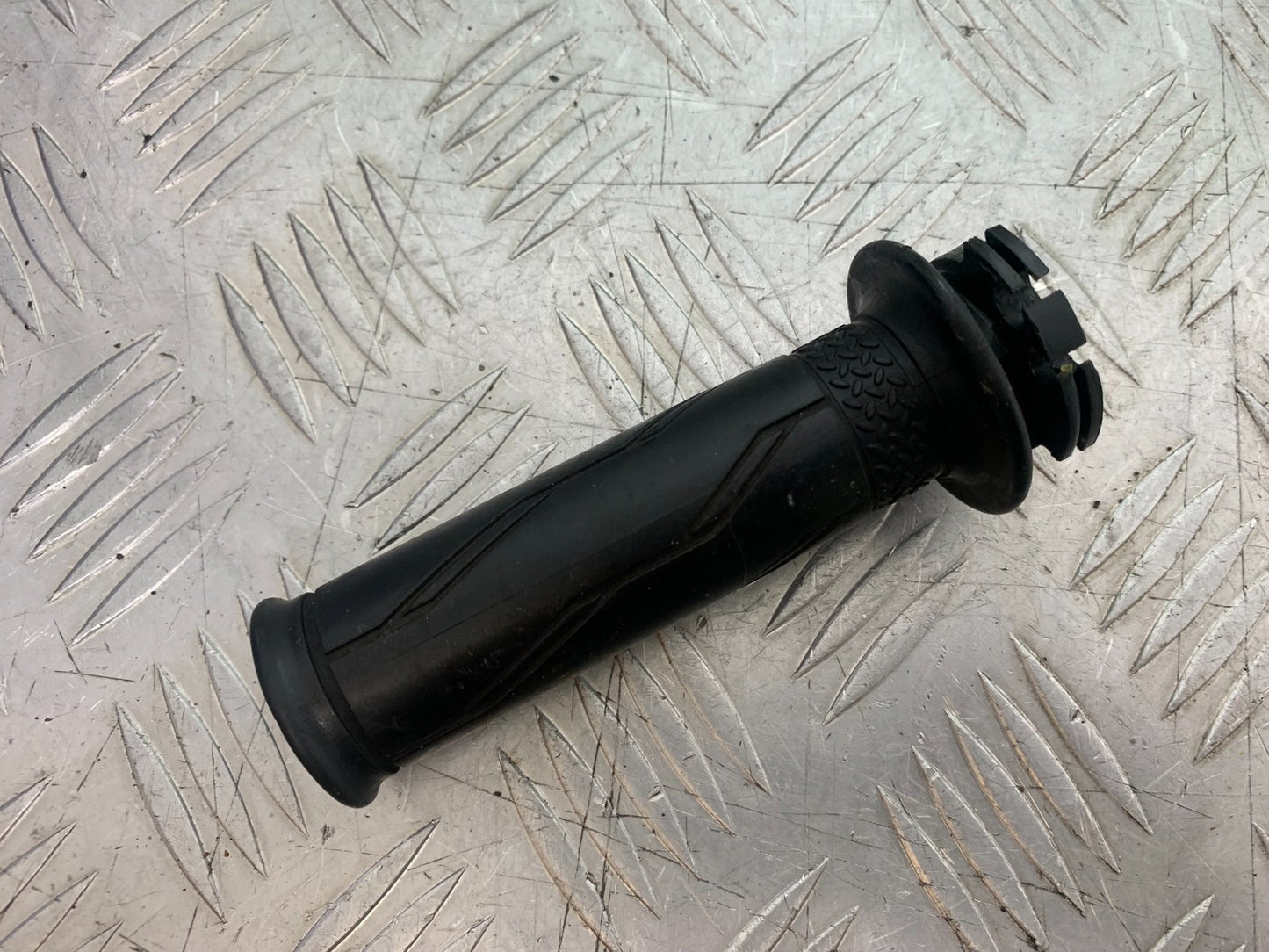 YAMAHA XMAX 300 THROTTLE TWIST GRIP  YEAR 2017-2020 (CMB1218)