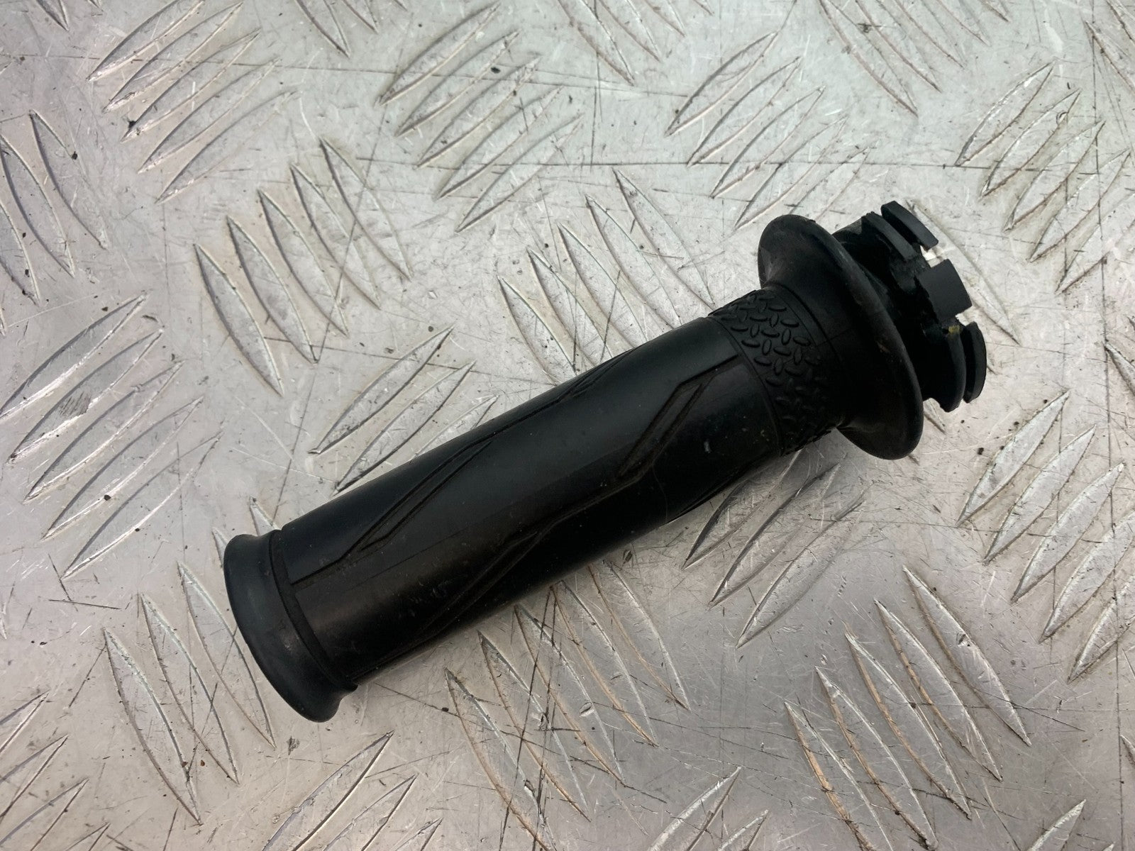 YAMAHA XMAX 300 THROTTLE TWIST GRIP  YEAR 2017-2020 (CMB1218)