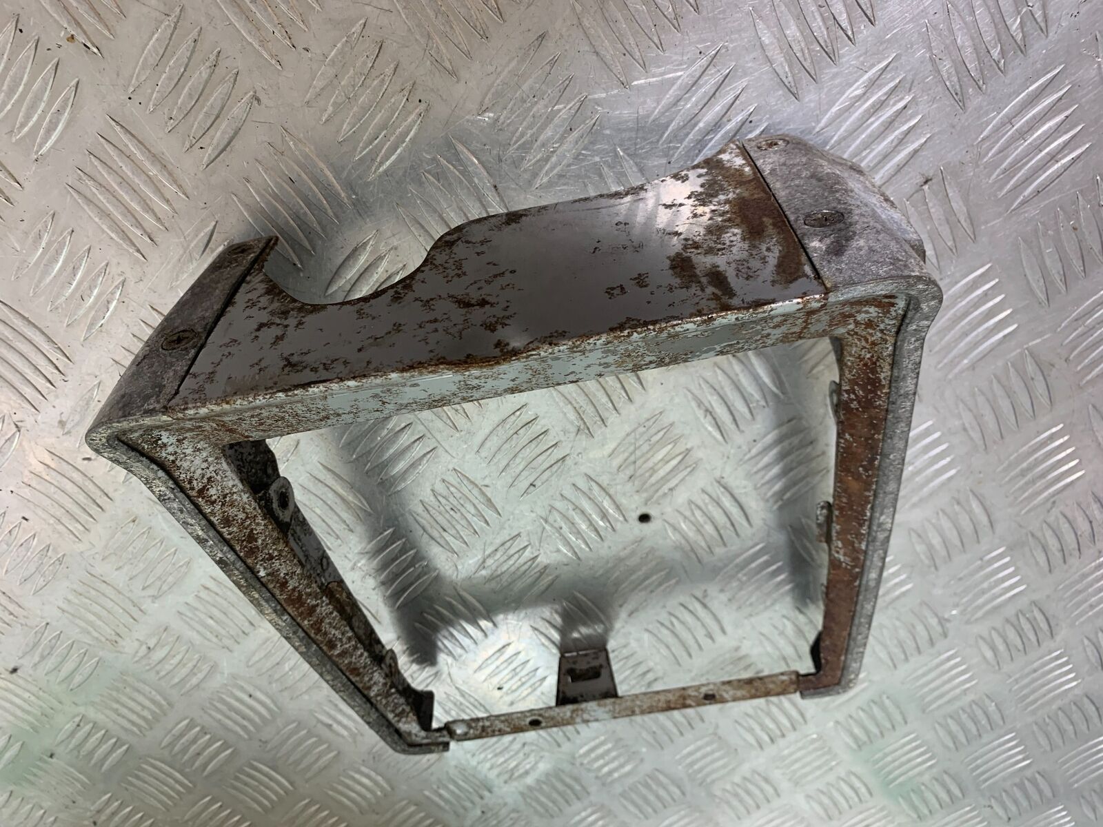 HONDA CX500 CX 500 RADIATOR SURROUND YEAR 1978-81 (CMB1079)