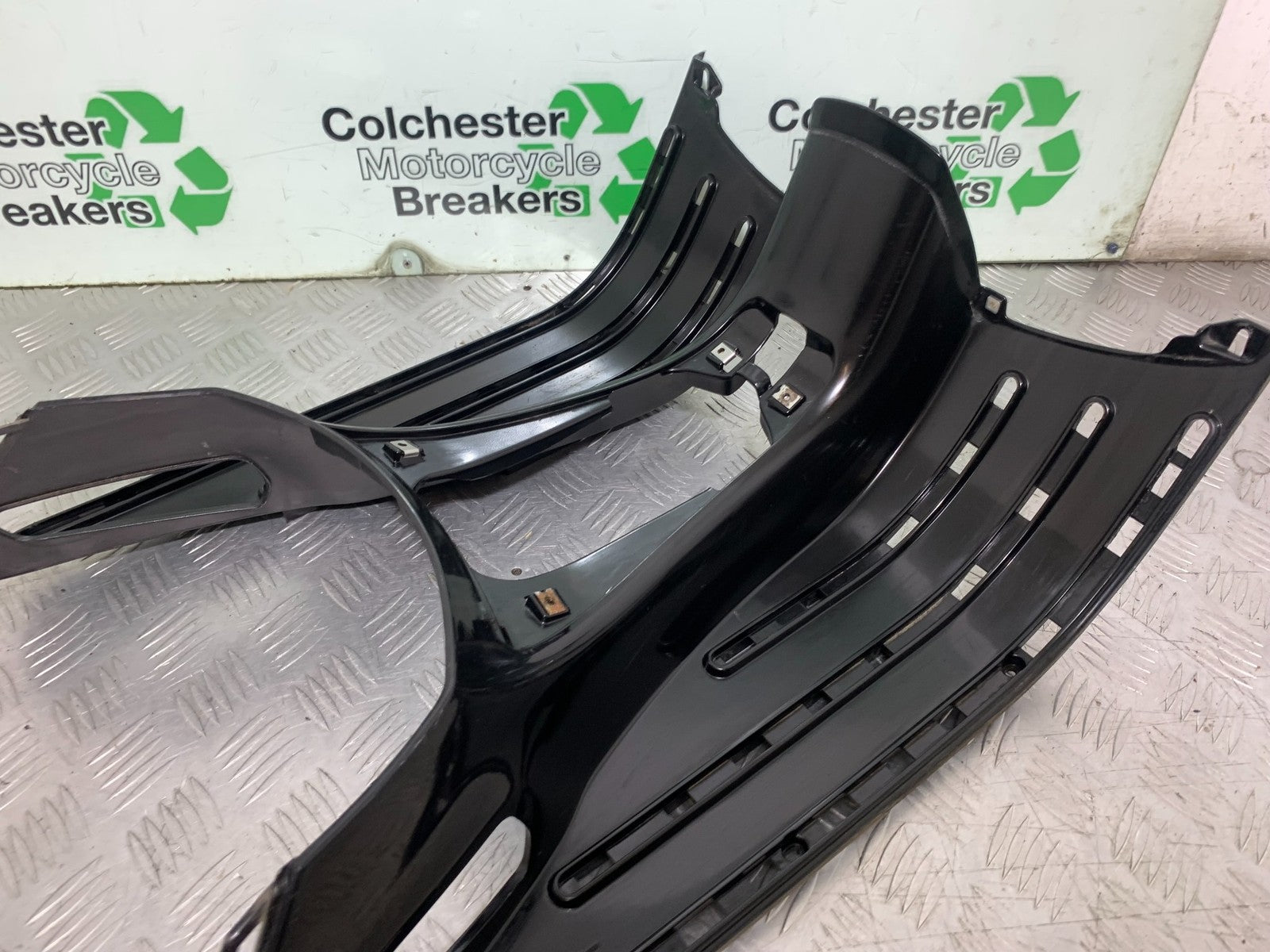 PIAGGIO VESPA GT125 L FOOT BOARD YEAR 2003  (CMB1300)