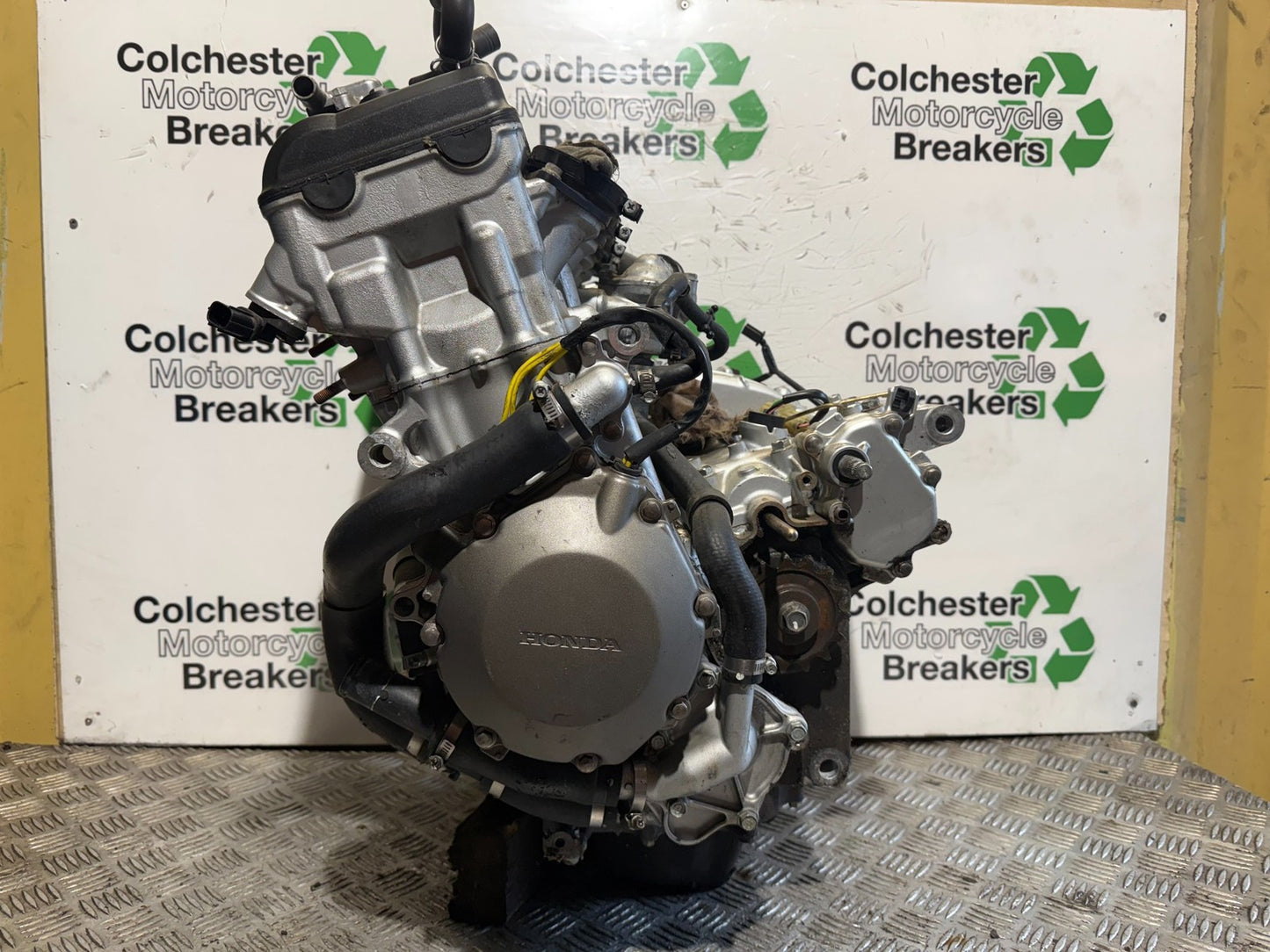 HONDA CBR1000RR CBR 1000 RR FIREBLADE SC57 ENGINE YEAR 2006 2007 (CMB1220)