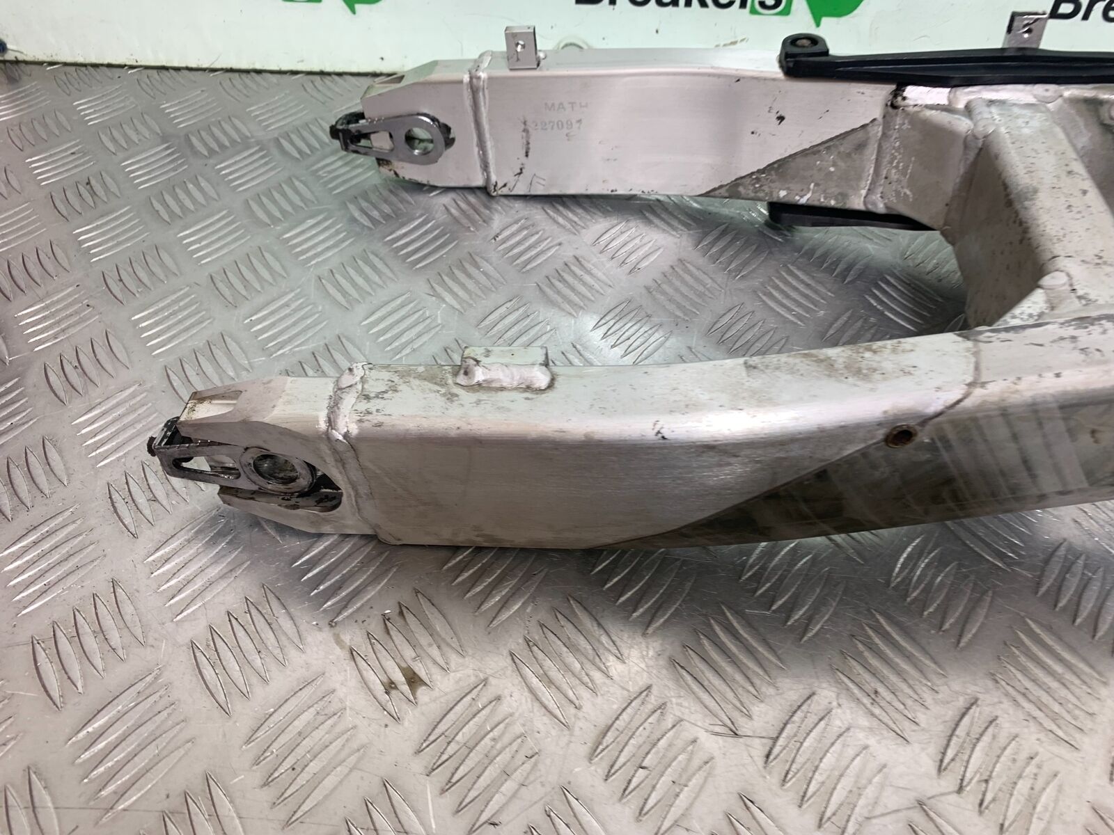 HONDA CBR1100 BLACKBIRD SWINGARM   YEAR 1999-2005 (CMB1103)