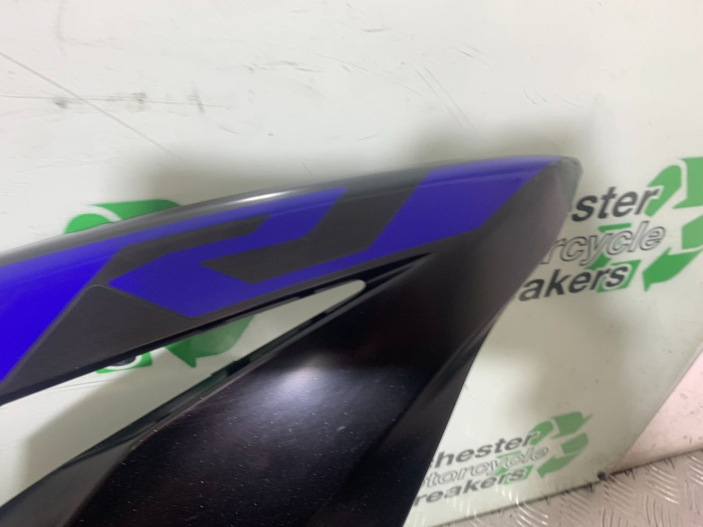 YAMAHA YZF-R125 YZF 125 RIGHT FAIRING PANEL  YEAR 2019-2022 (CMB1263)