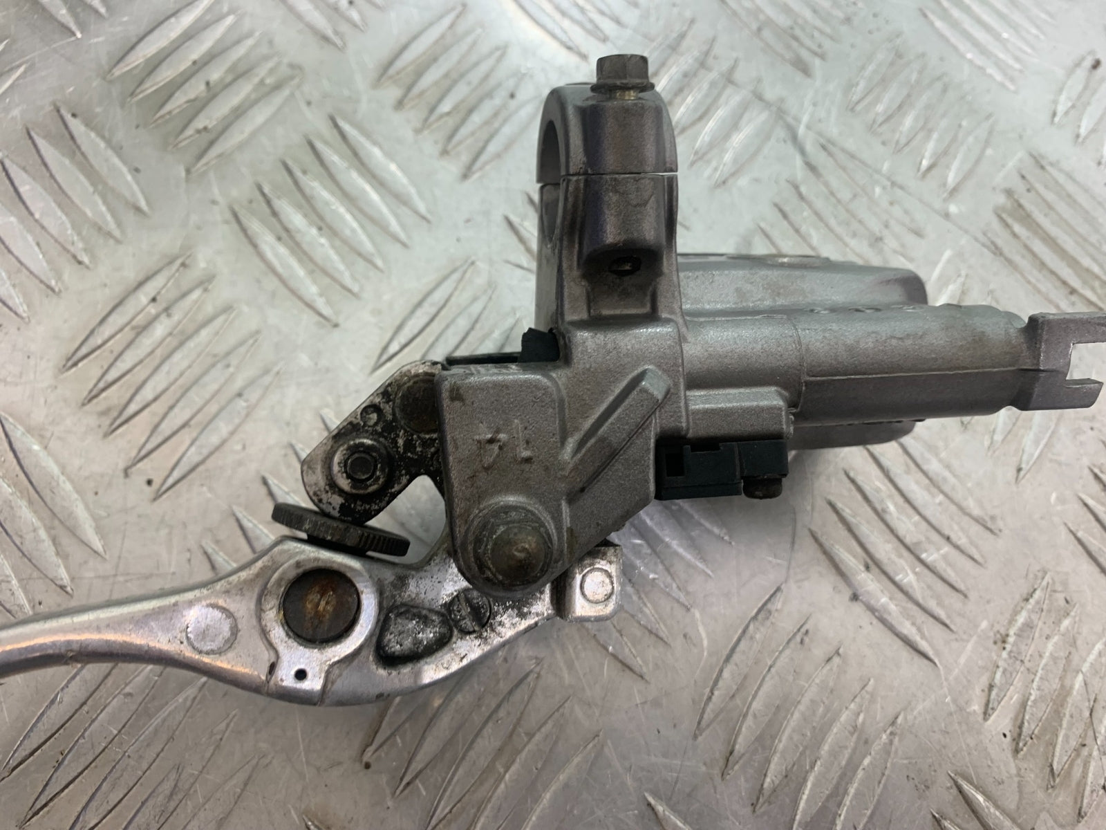 HONDA VFR750 VFR 750 CLUTCH MASTER CYLINDER   YEAR 1994-1997 (CMB1156)
