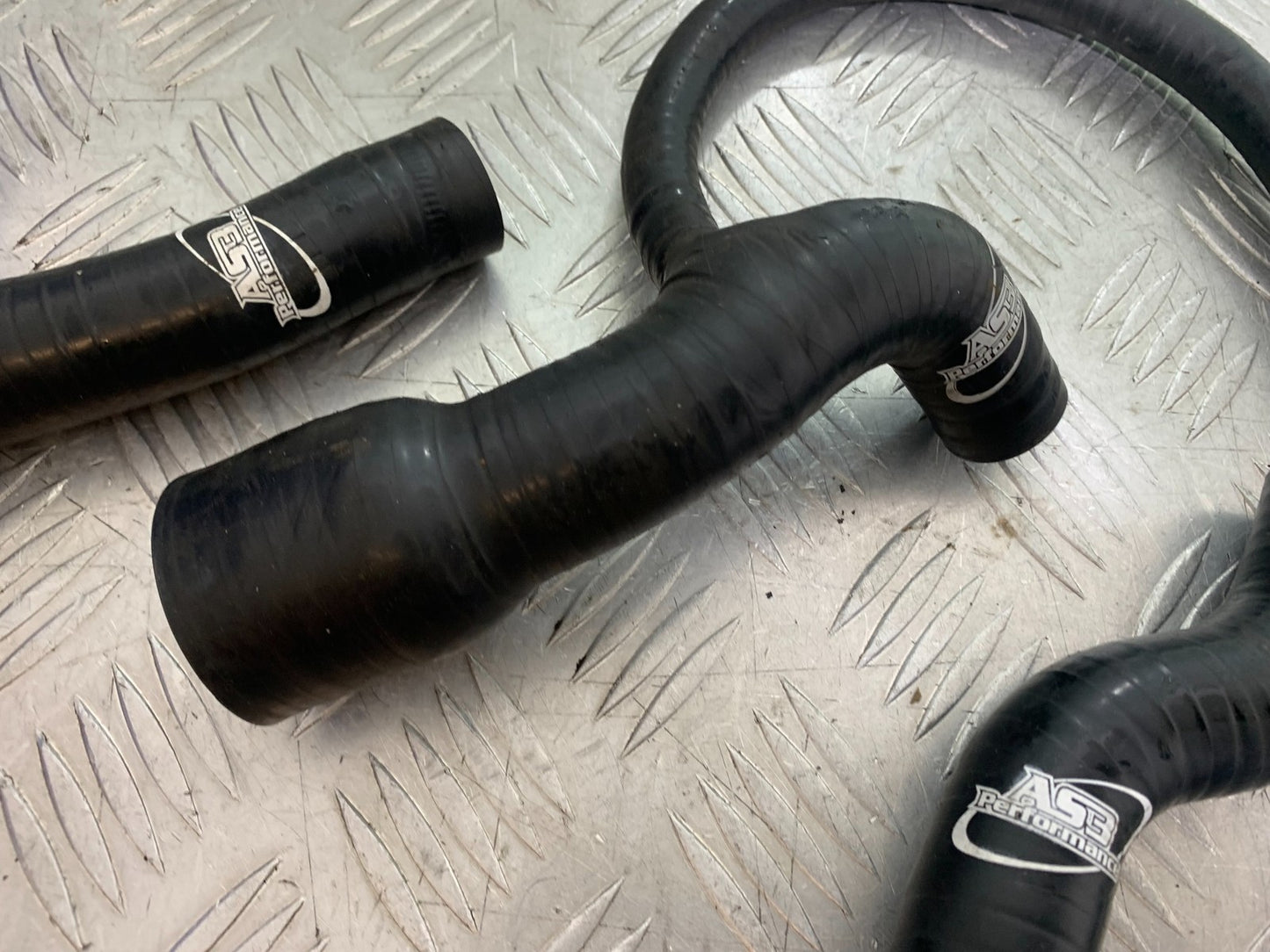 TRIUMPH TROPHY 900 HOSES  YEAR 1991-95 (CMB1251)