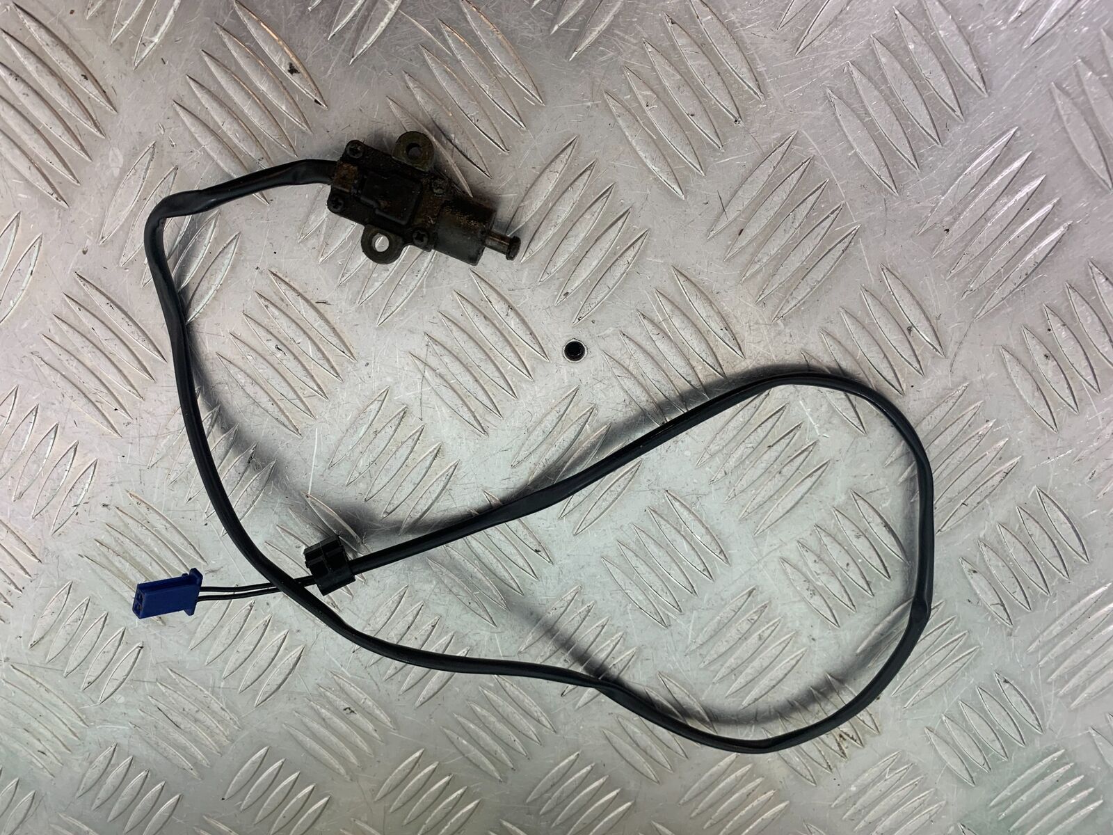 YAMAHA XJR1300 XJR 1300 SIDE STAND SWITCH   YEAR 1999-2003 (CMB1055)