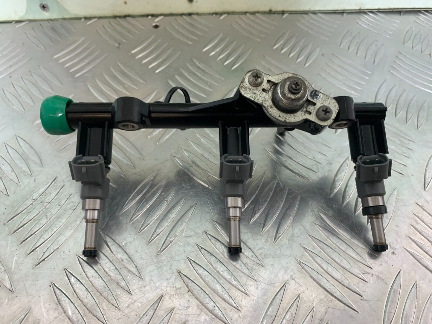YAMAHA MT09 MT-09 INJECTORS  YEAR 2013-2016  (STOCK 997)